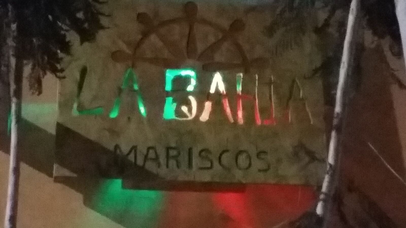 La Bahia Mariscos image 5