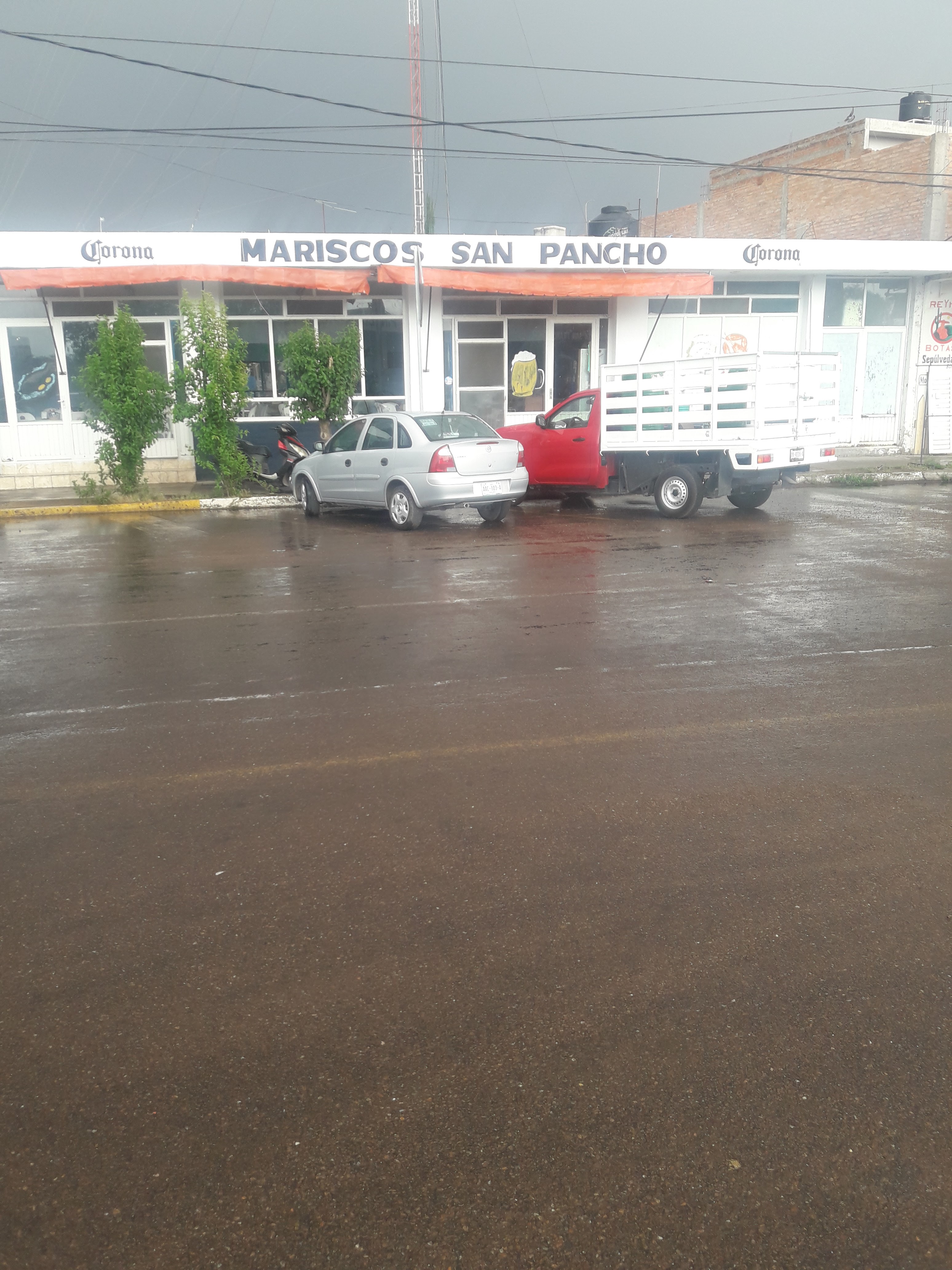 Mariscos San Pancho image 5