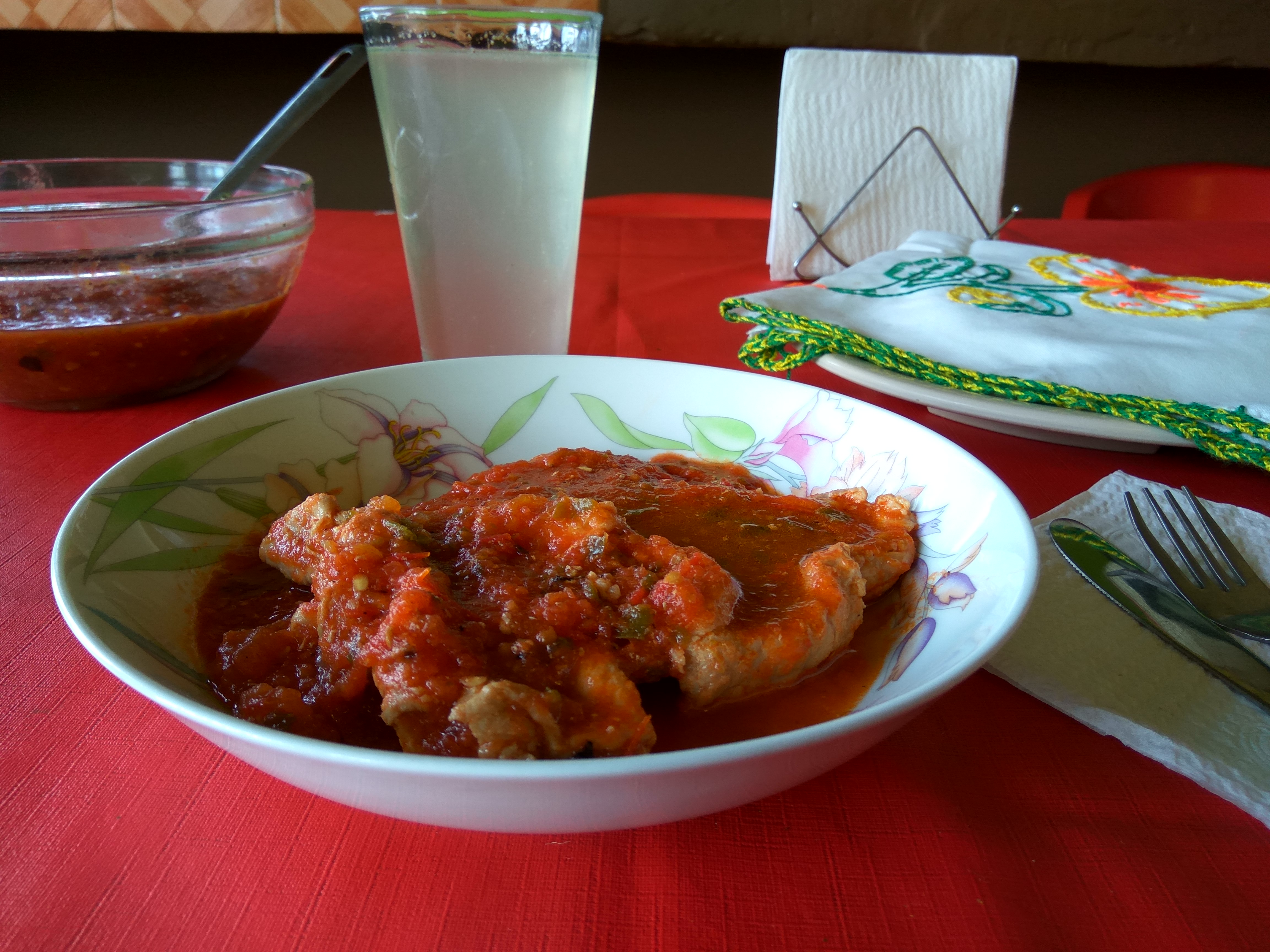 Restaurante LEO comida Casera. image 1