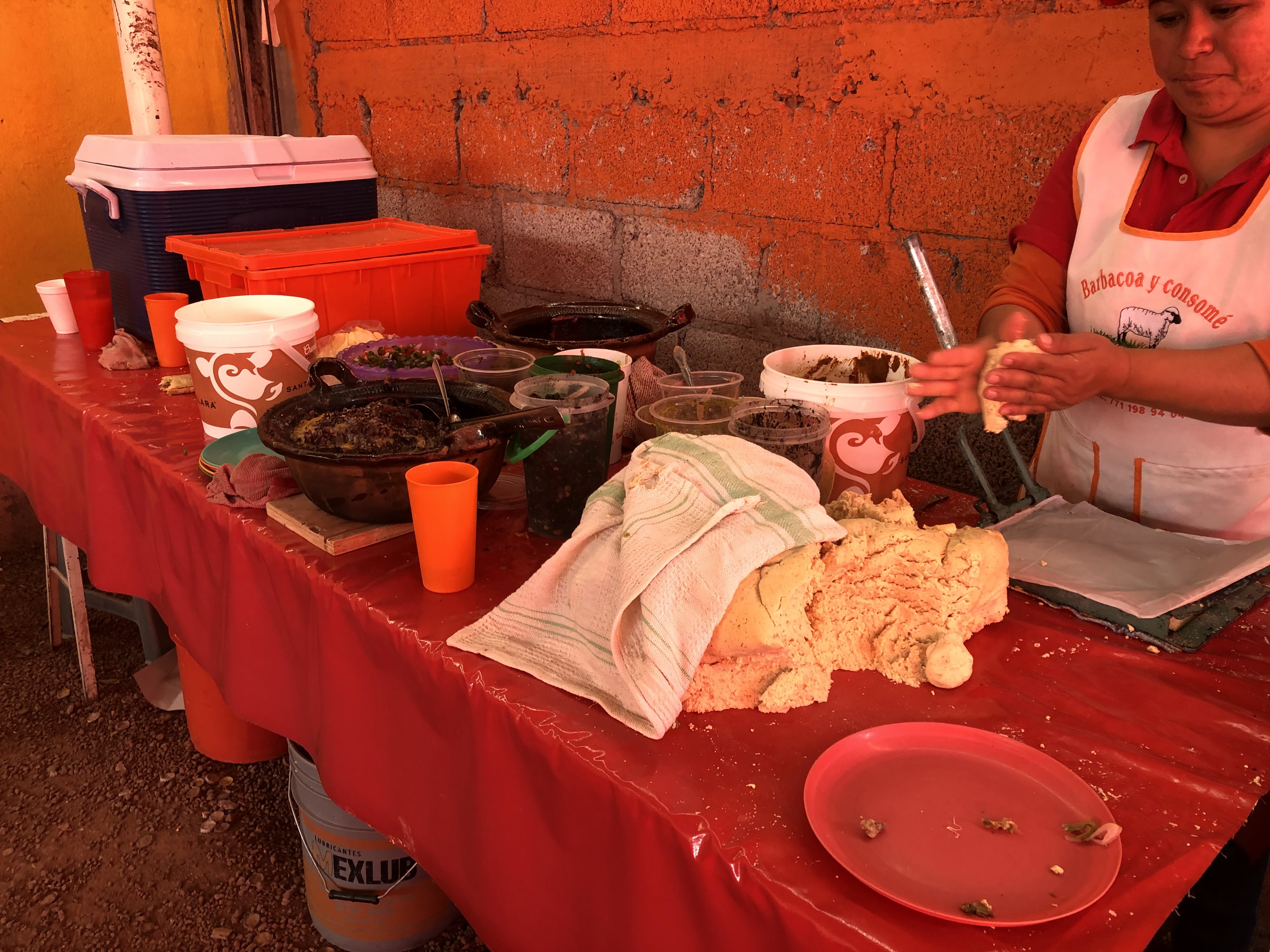 Barbacoa y Consomé ,Los Chequelos image 2