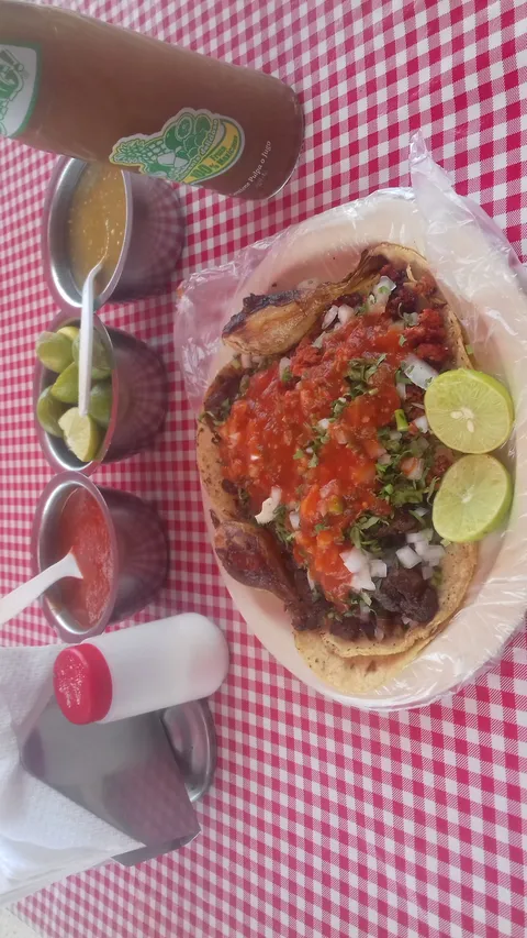 Taqueria Las Palmas image 3