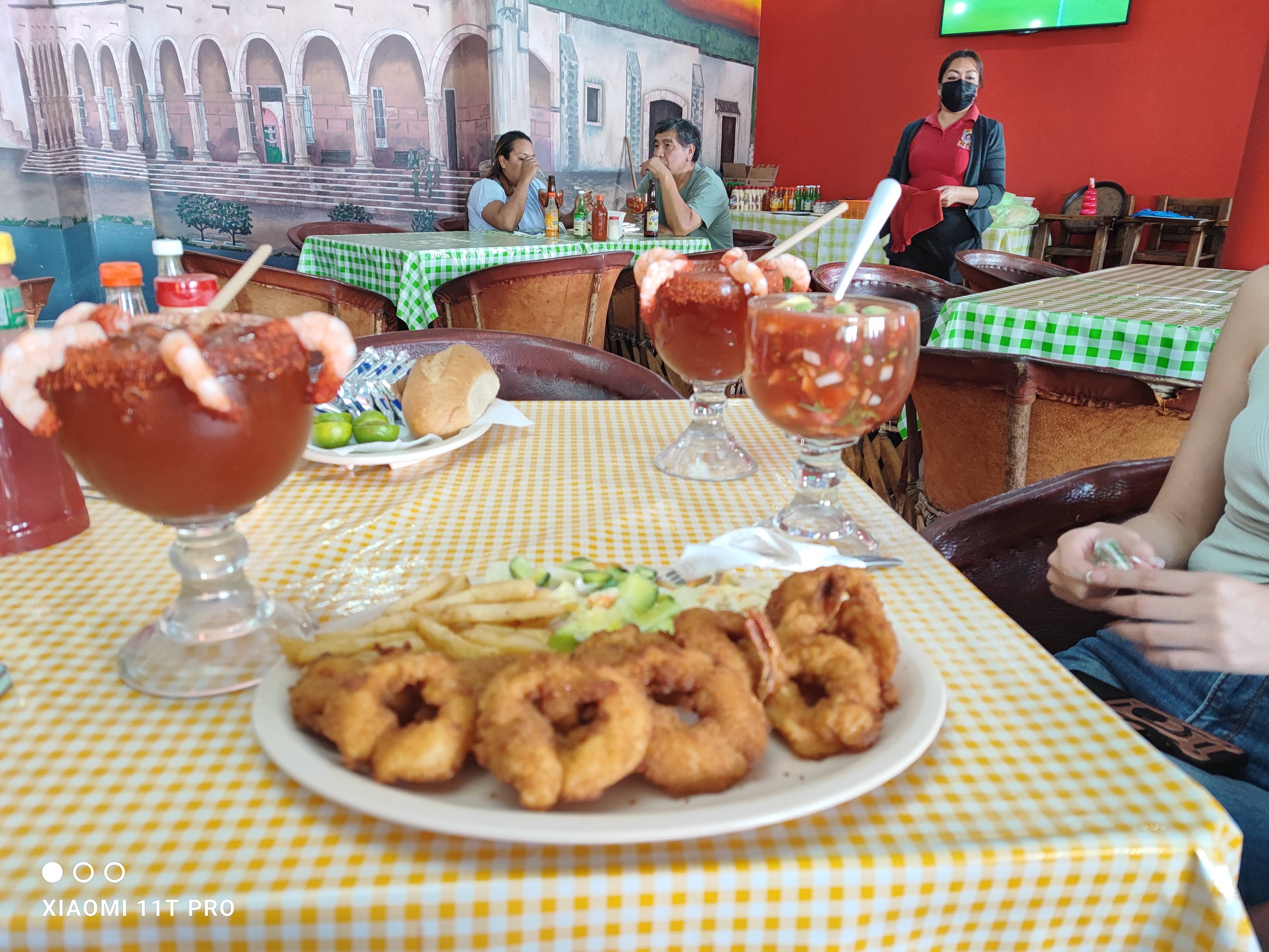 La Langosta Loca image 6