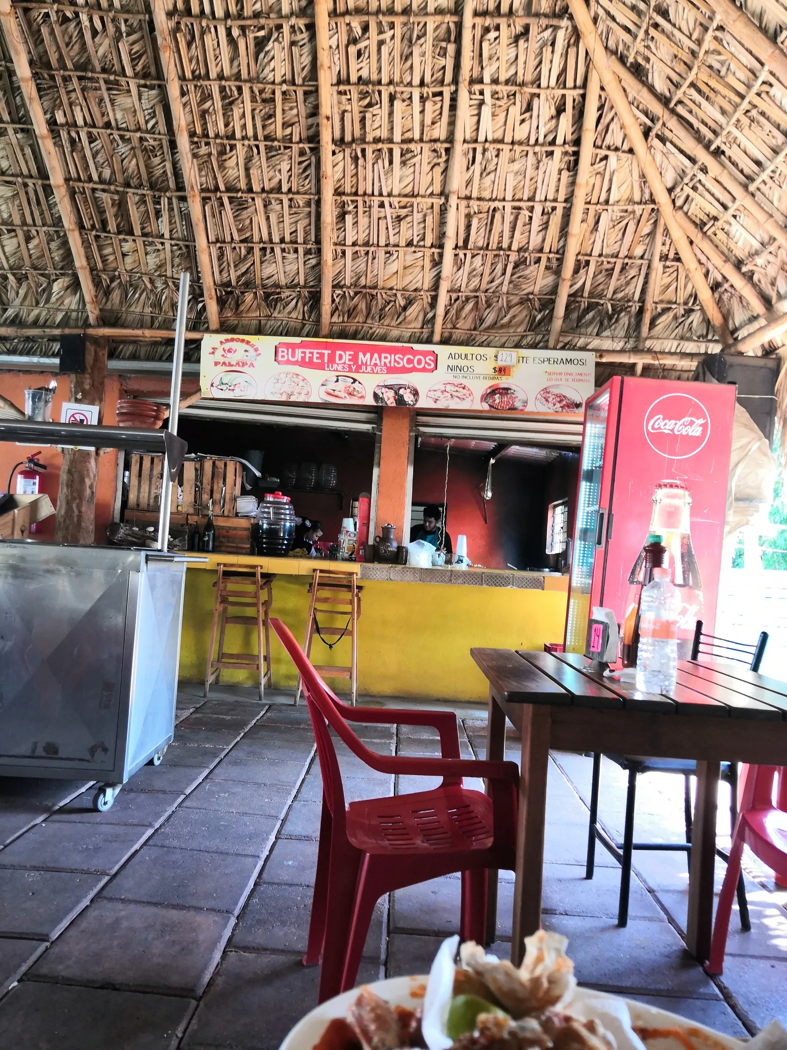 Buffet De Mariscos, Angostura La Palapa. image 1