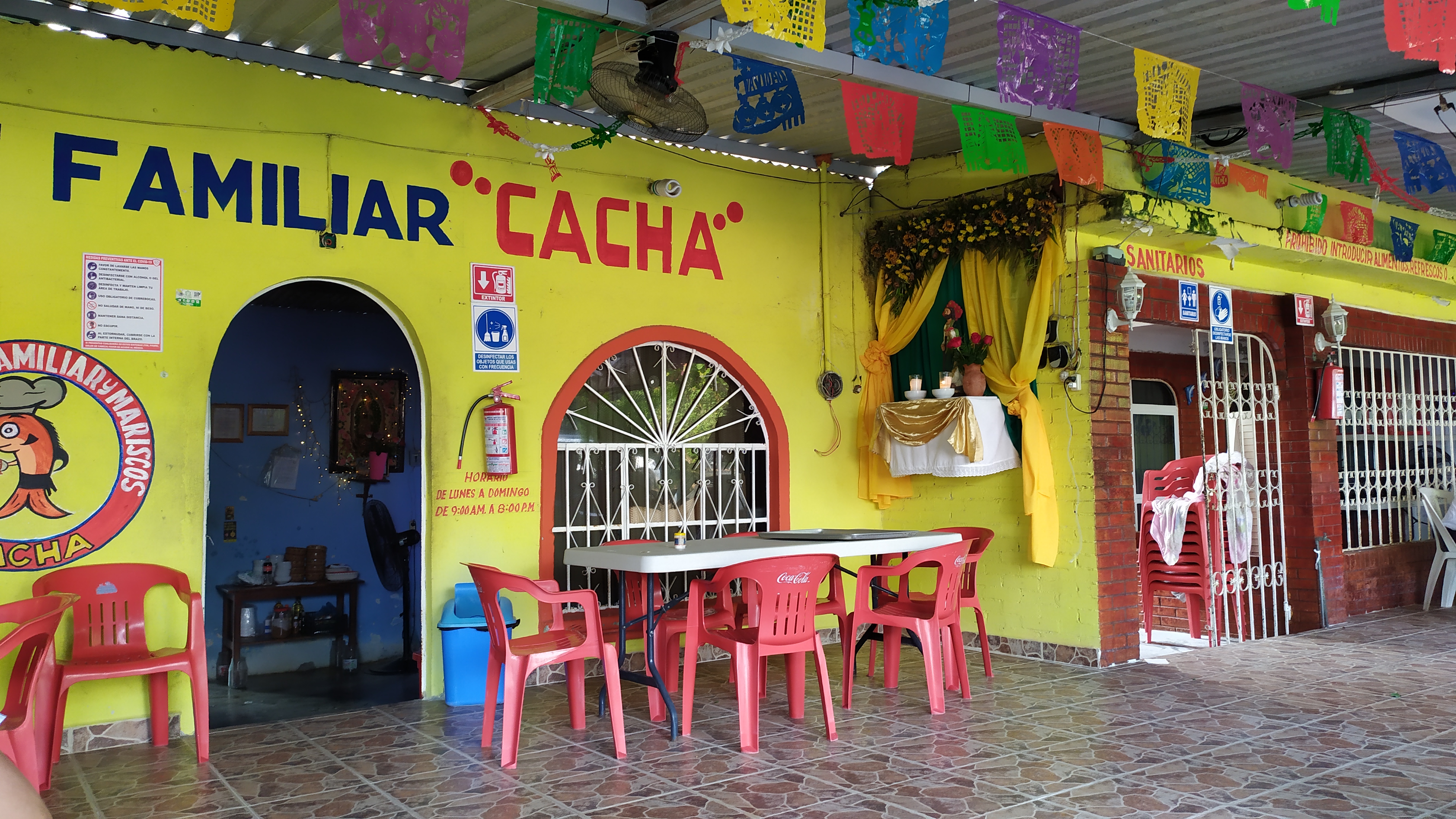 Restaurante Familiar y Mariscos "Cacha" image 1