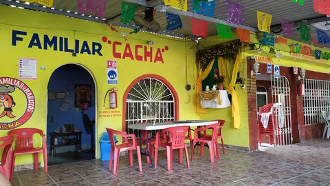 Restaurante Familiar y Mariscos "Cacha" image 1