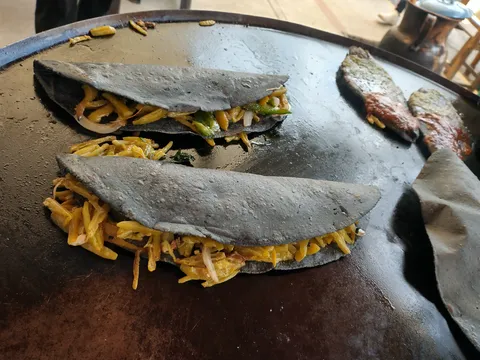 Quesadillas "La Ozolqueña" image 2
