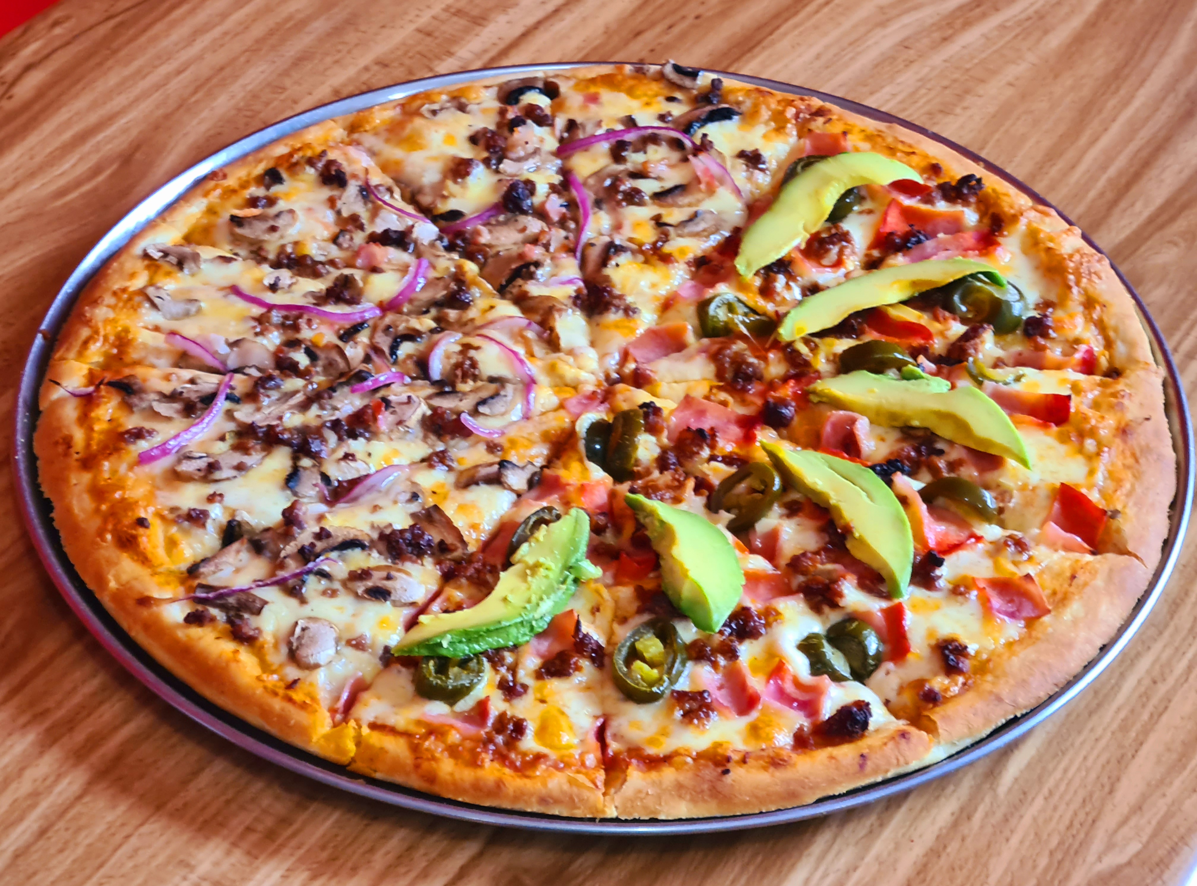 Pizzas Beverly Hills Sucursal Los Encinos image 2