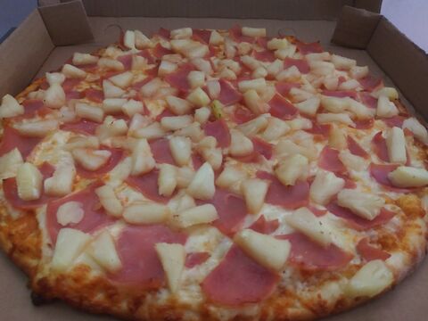 Lepes Pizza image 4