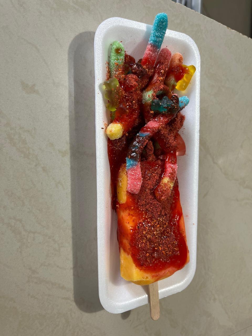 Paleteria y cafetería saturno image 10