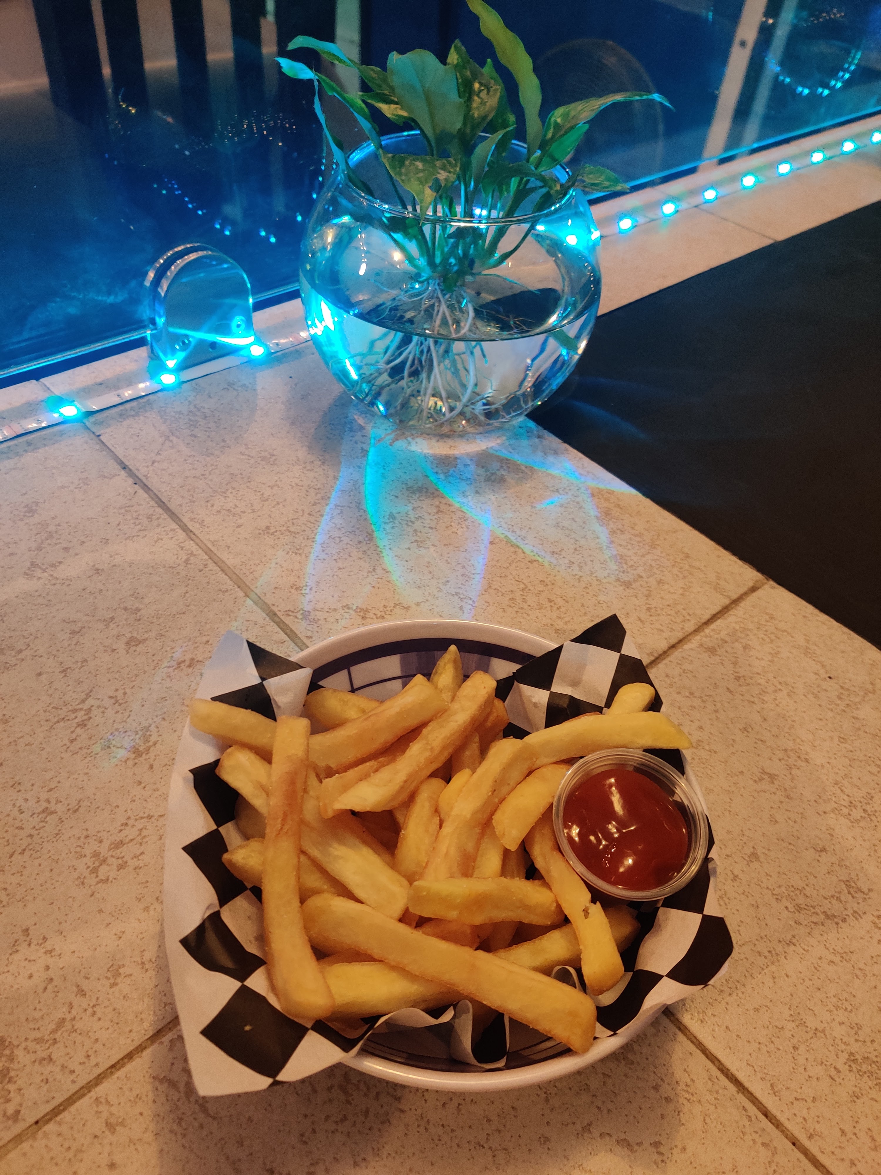 Balo's Wings & Beer image 4