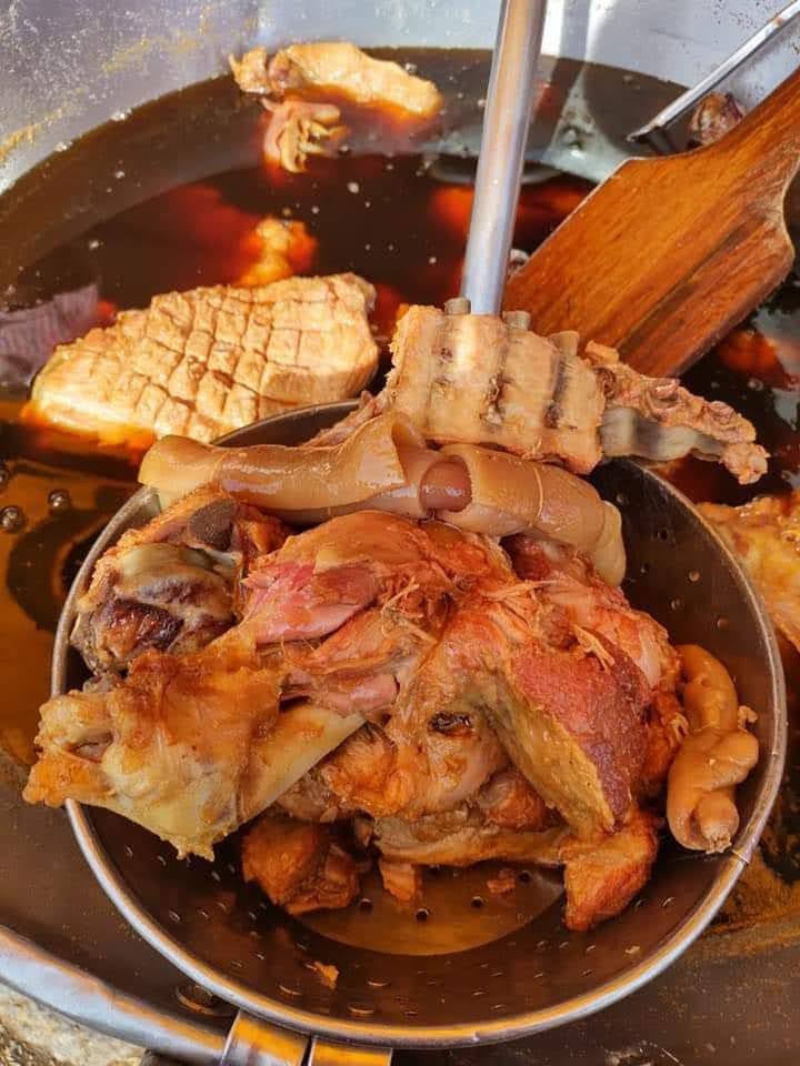 Cárnitas "El portal" image 2