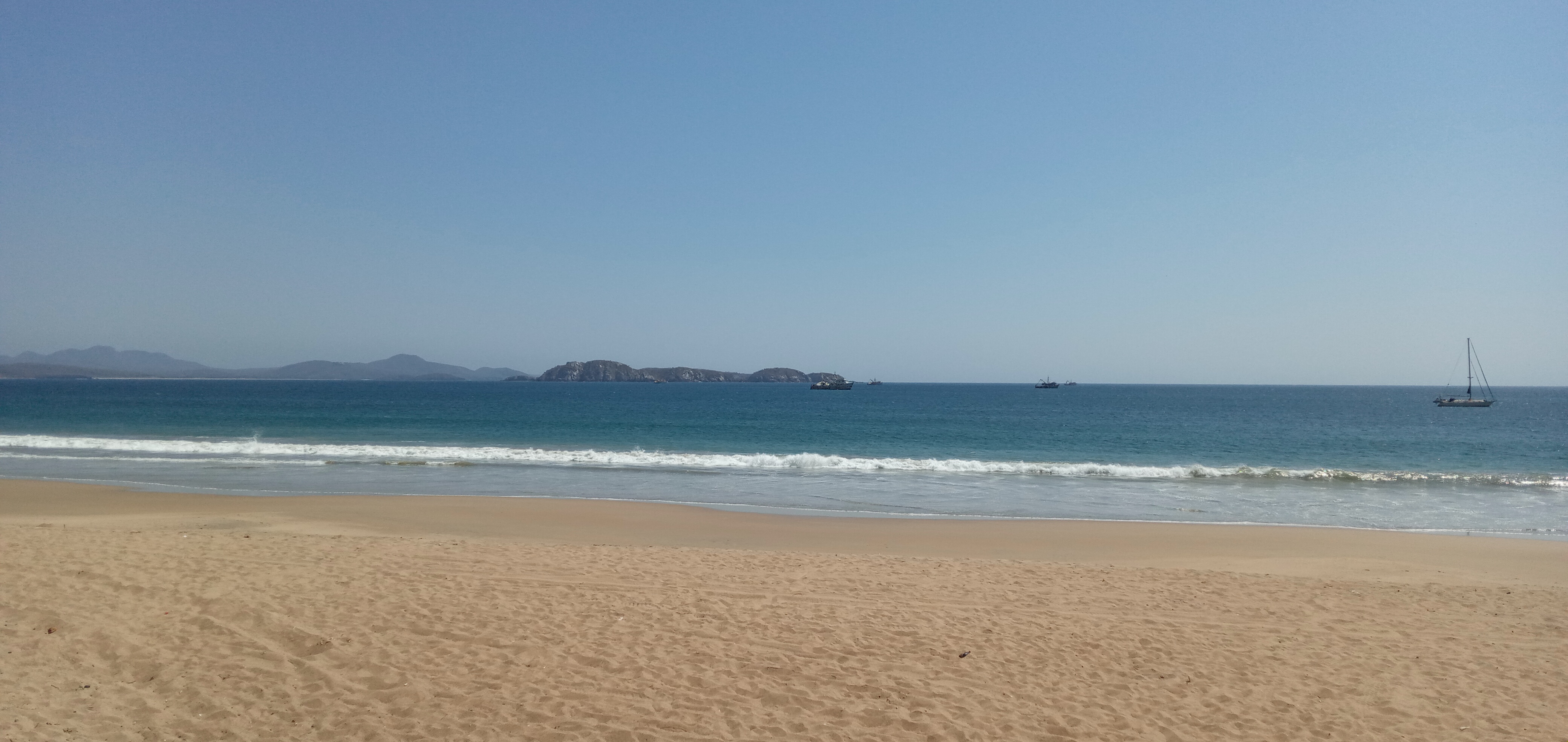 Carnitas y chicharrones la for image 4