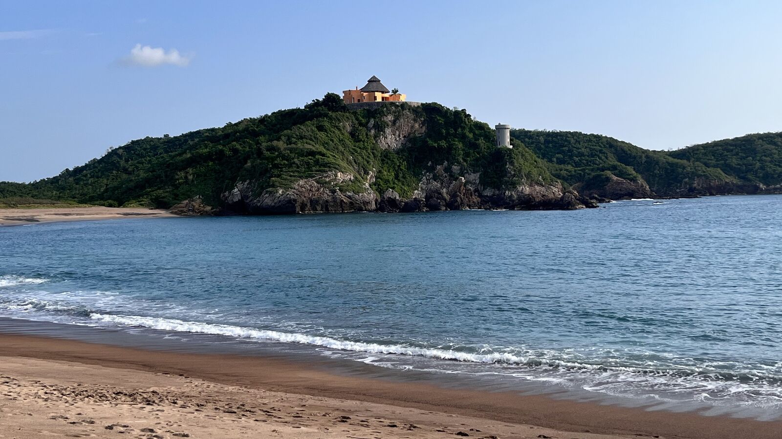 Lilo Beach Club image 9