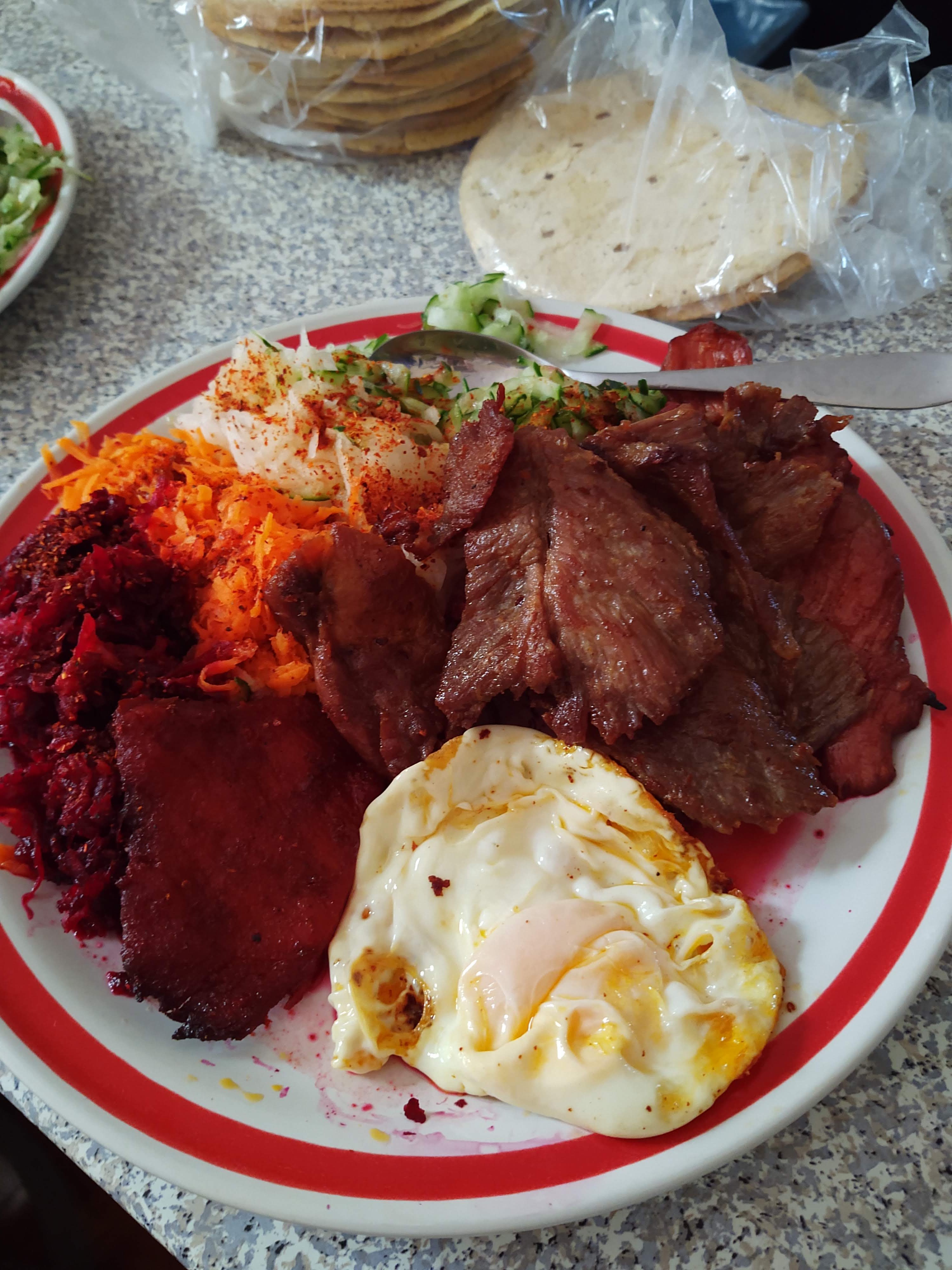 Pollos y costillas La Luna image 6