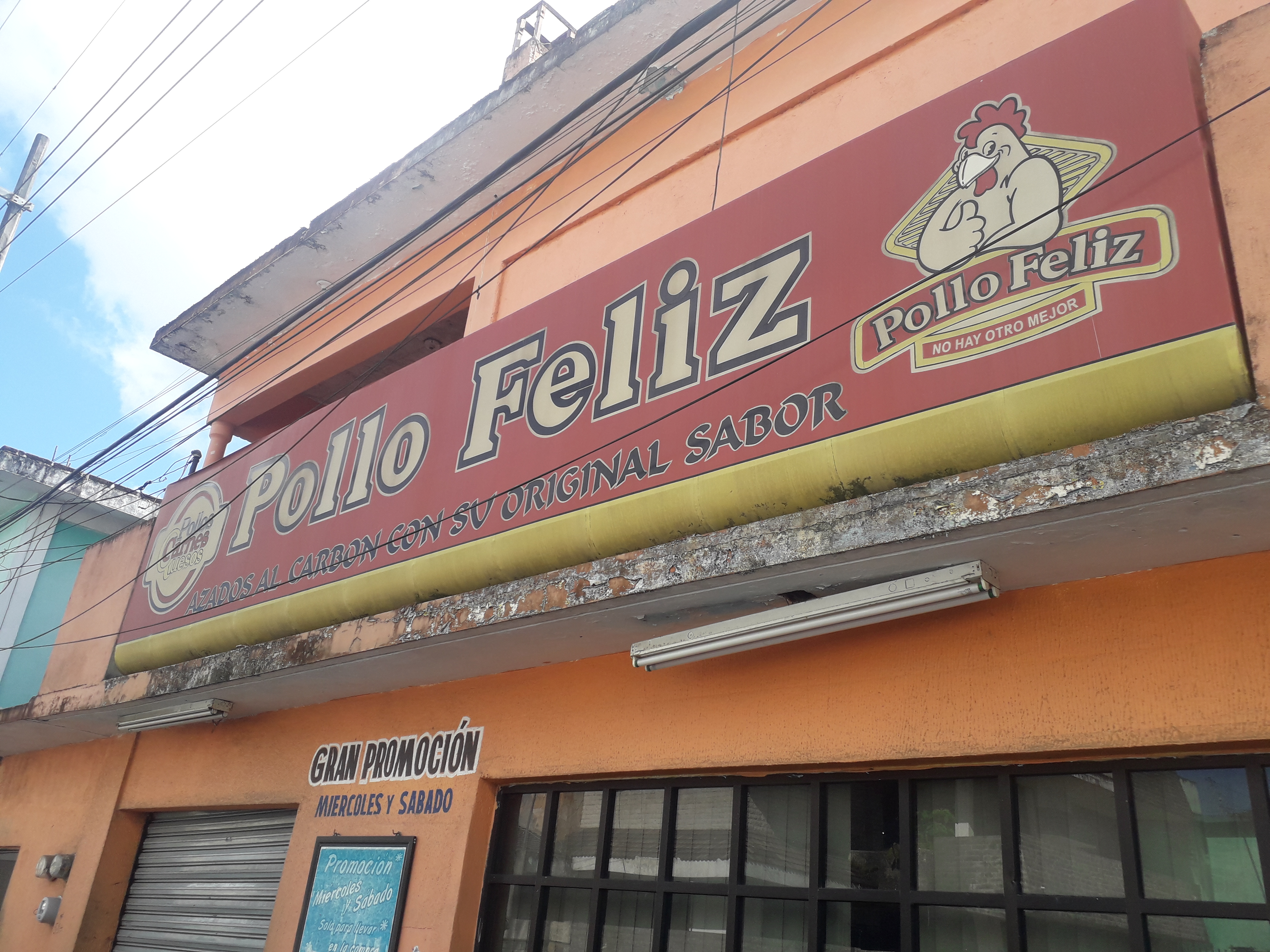 Pollo Feliz image 1
