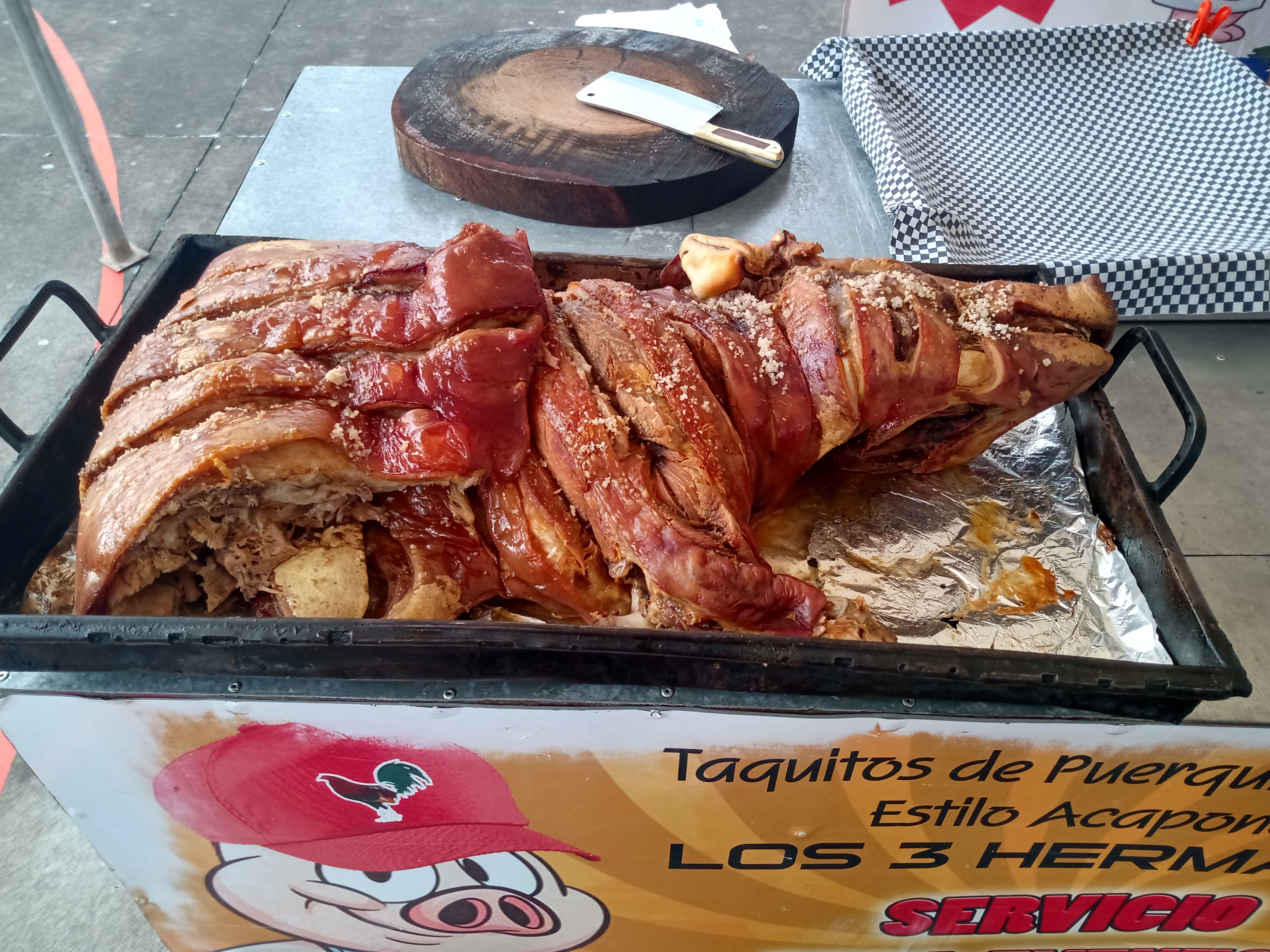 Tacos de puerquito al horno Los 3 Hermanos image 1