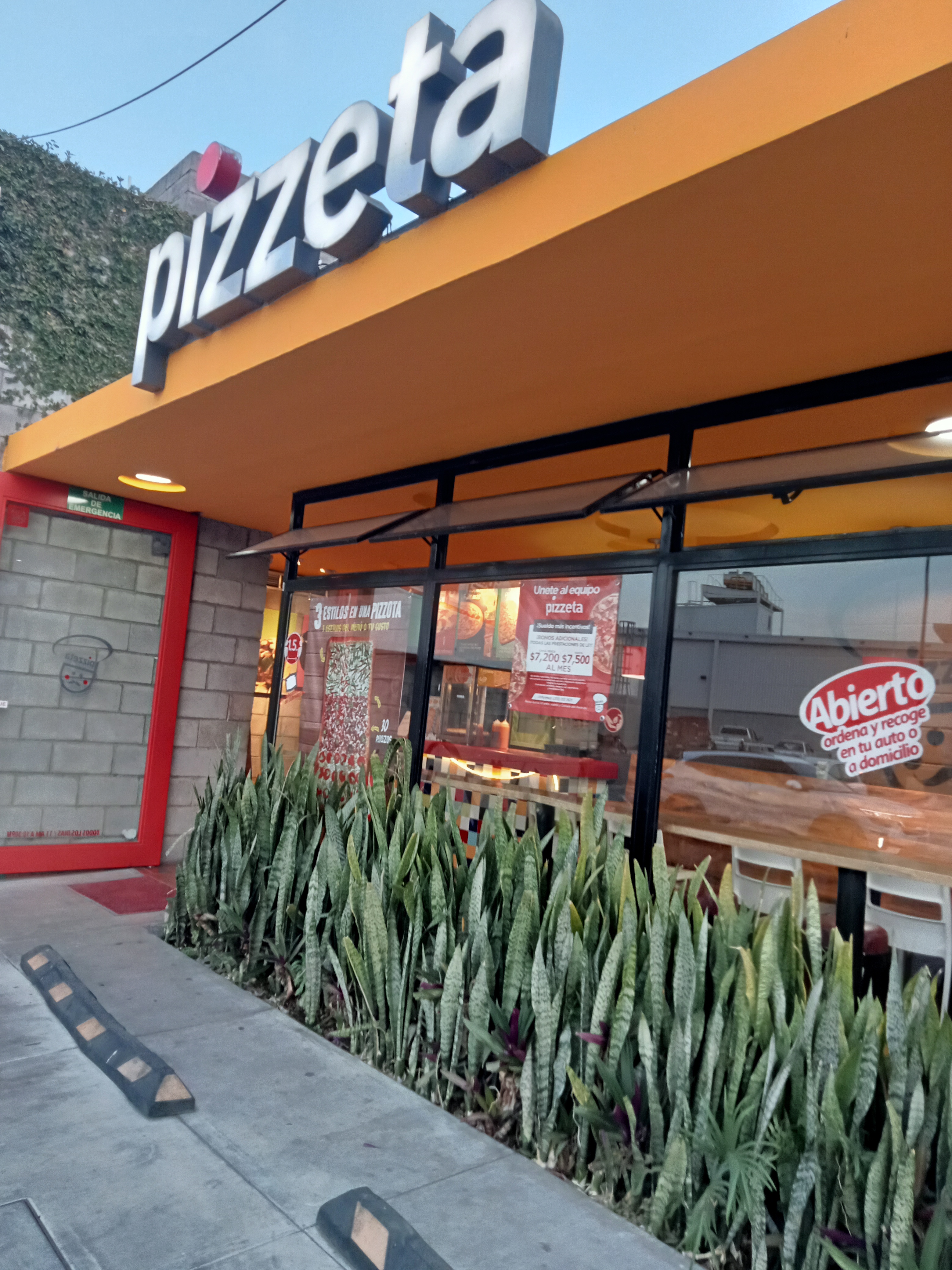 Pizzeta Xalisco image 3