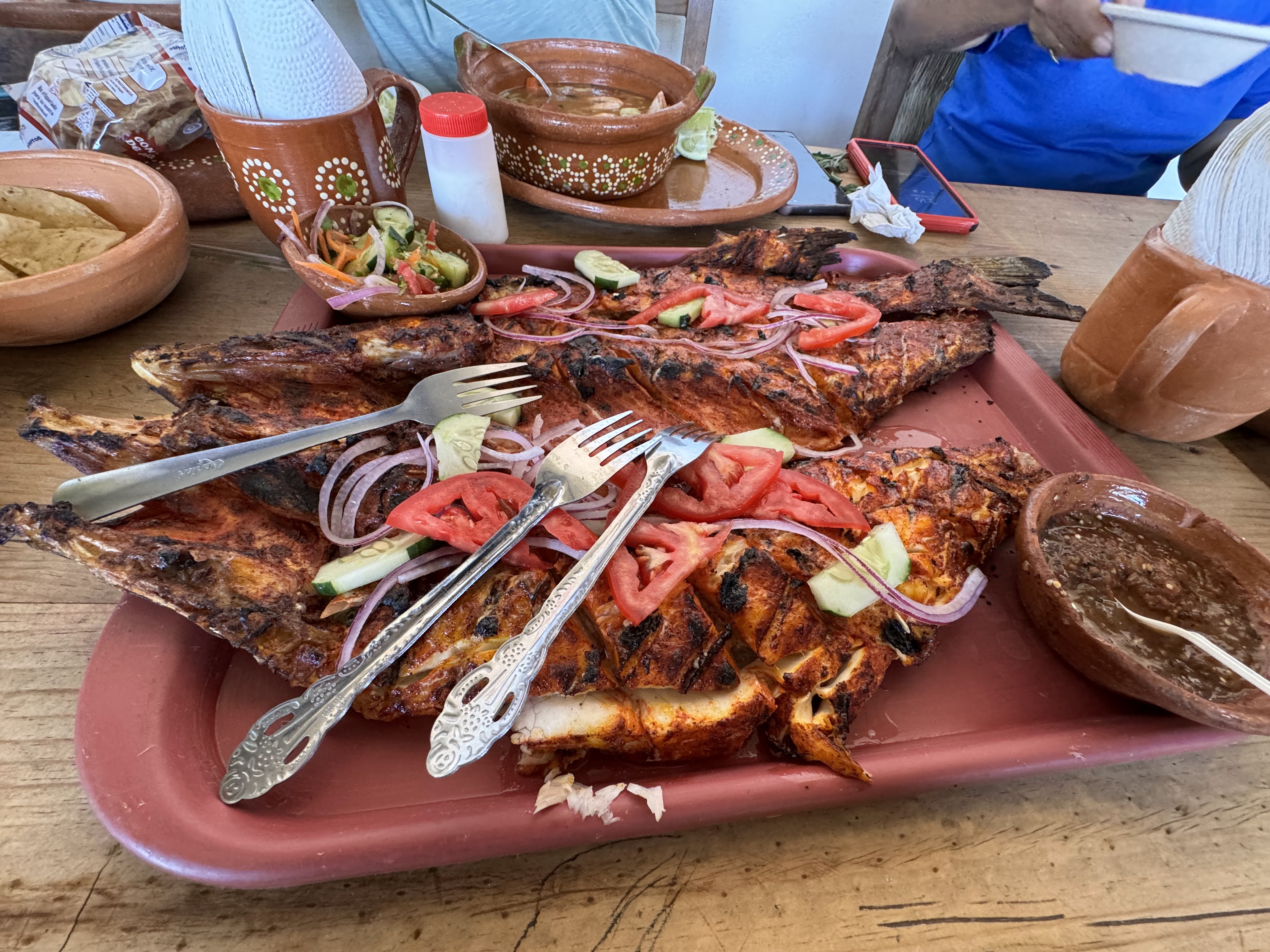 Casillas carnes y mariscos image 1