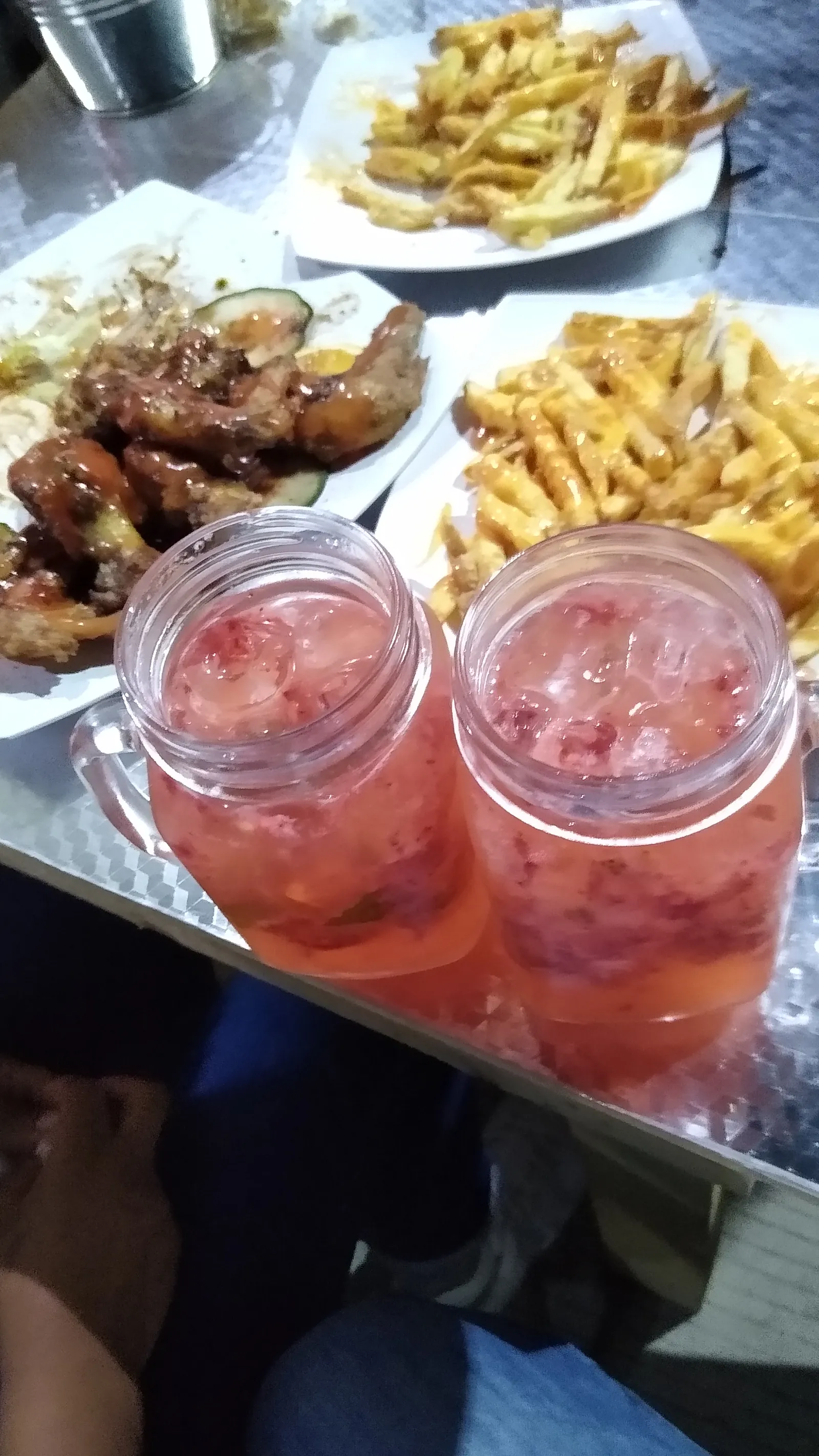 Alitas BBQ "El TÍO HUGO" image 7
