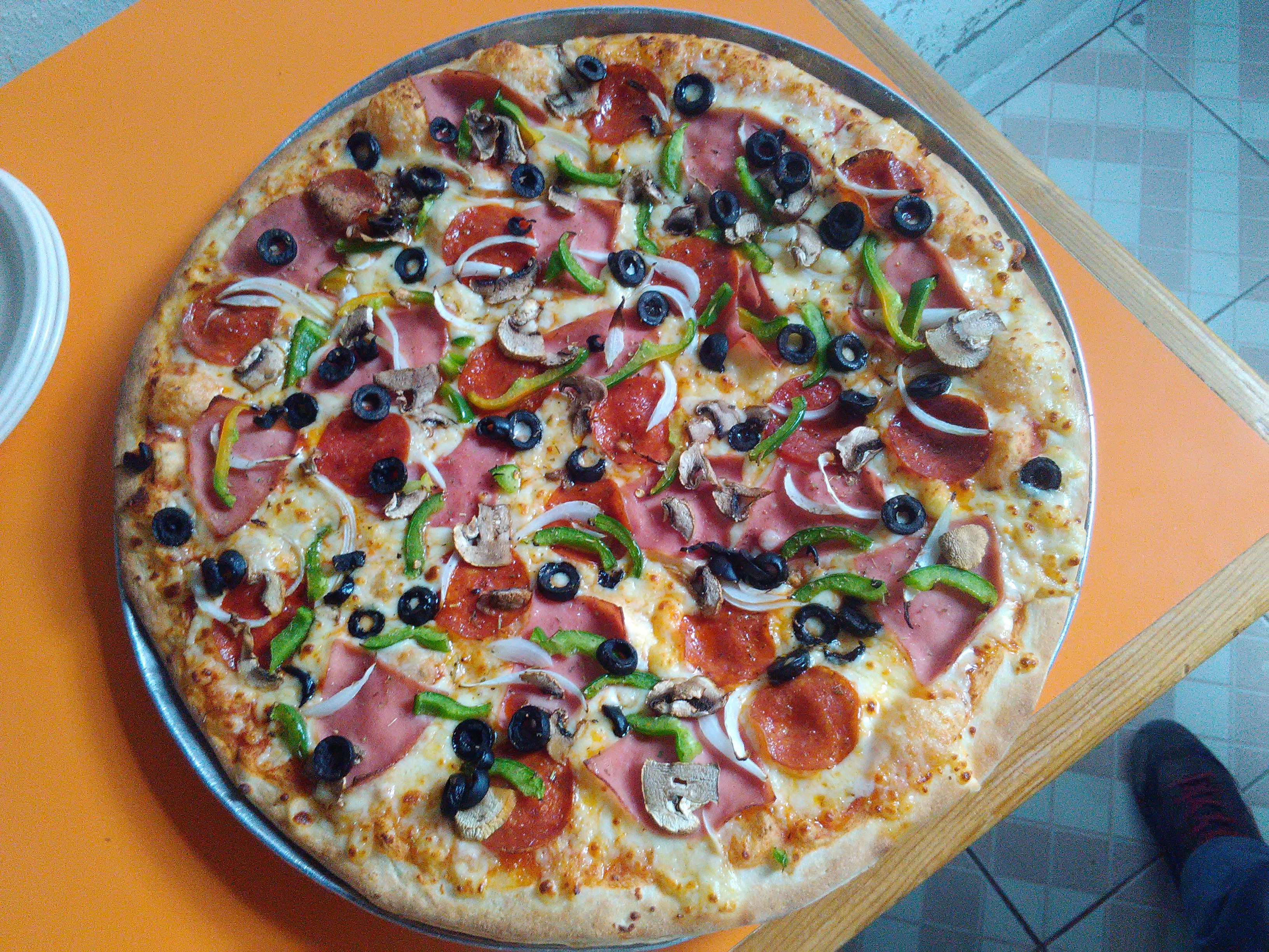 Vito's pizza image 2