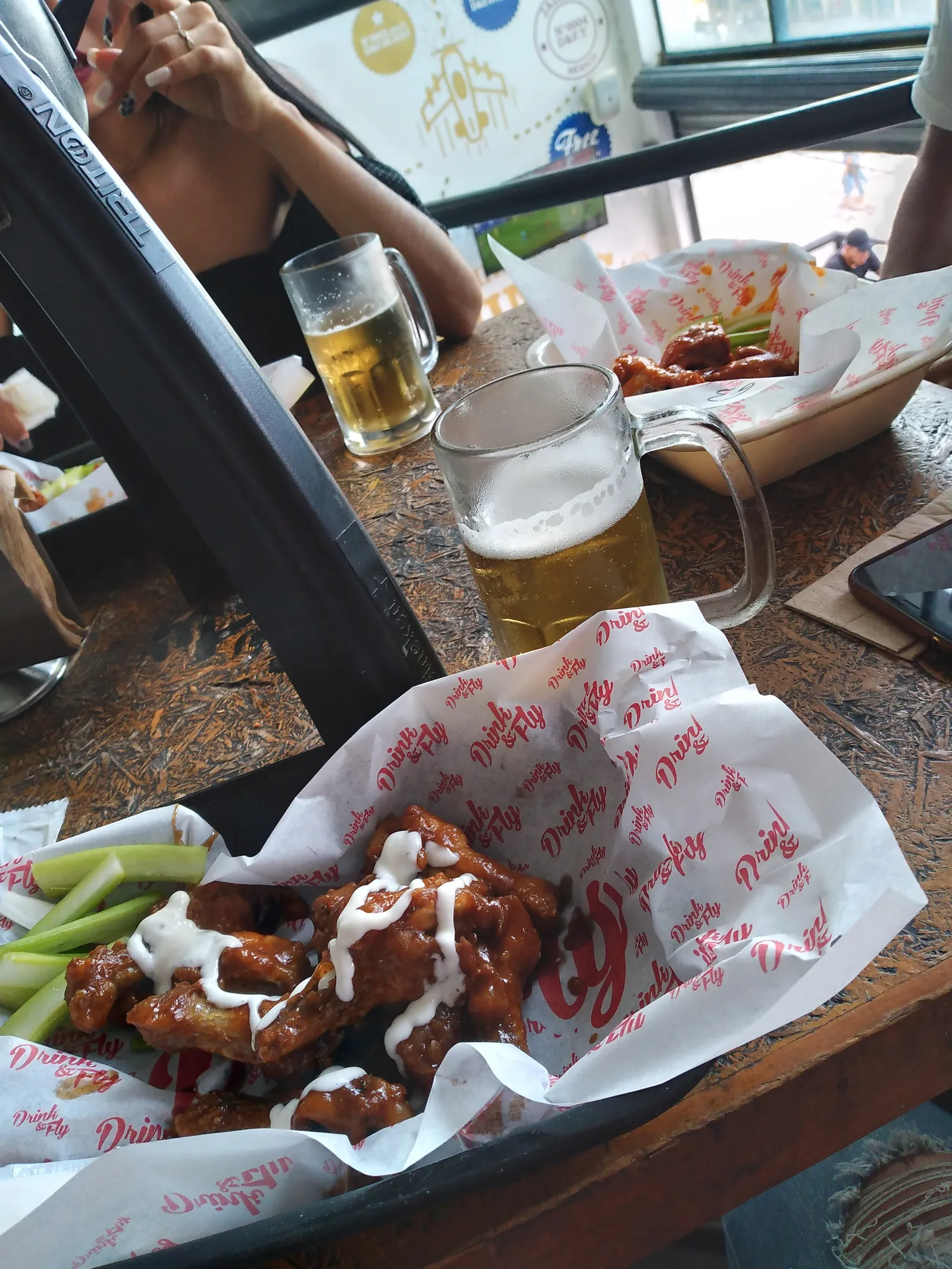Drink & Fly image 5