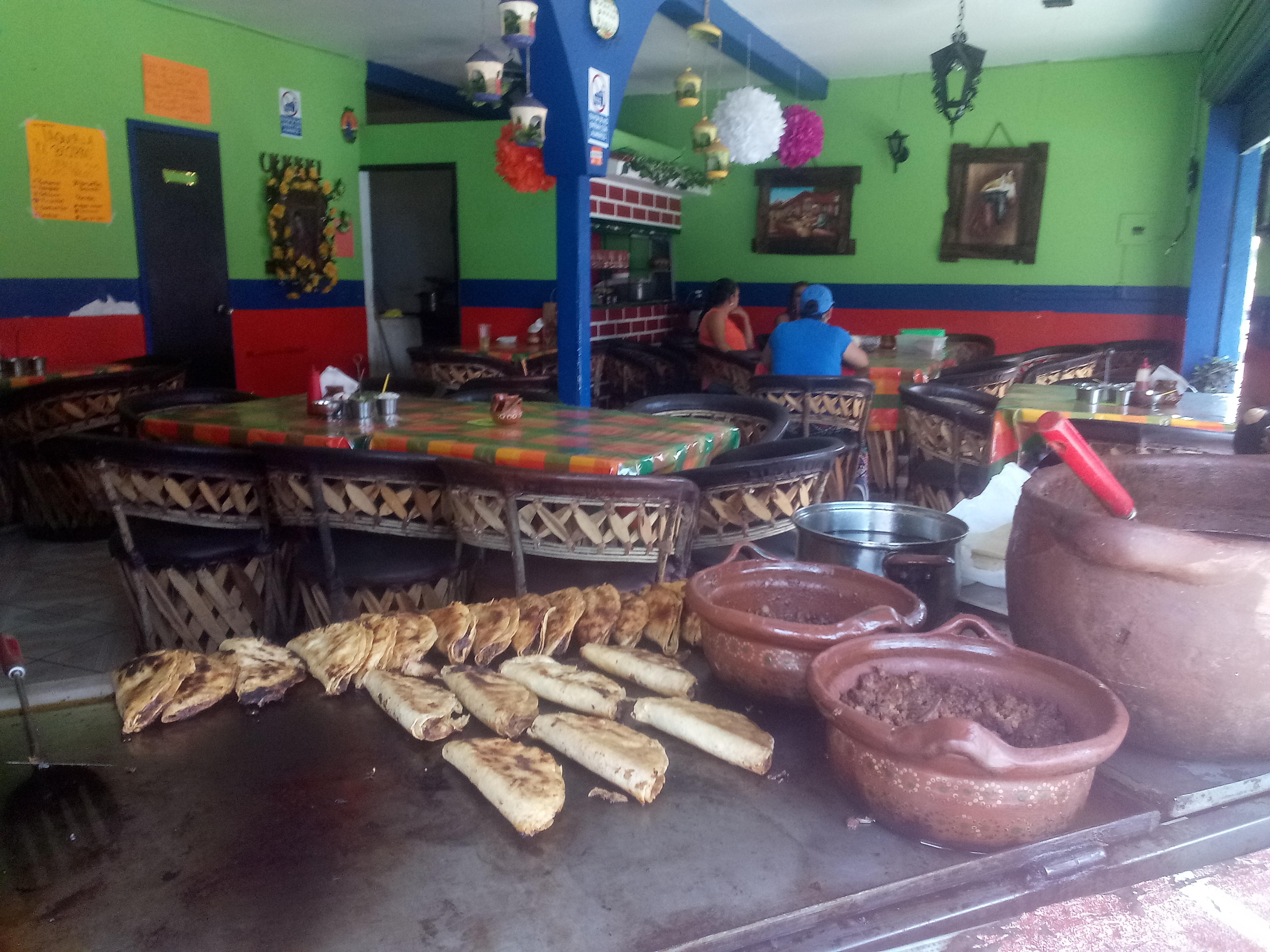 Tacos El Becerro image 3