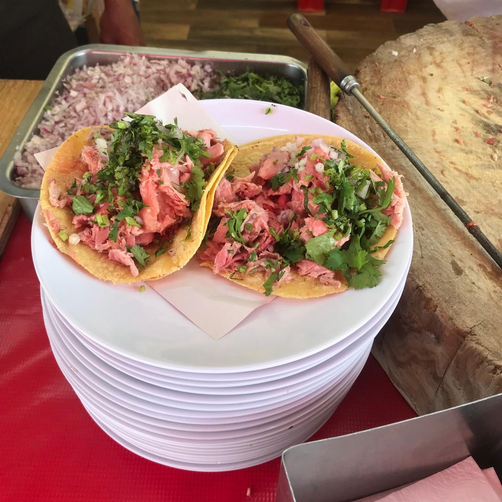 Tacos de carnitas Los Cuñados image 9