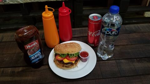 La Rustica Hamburguesas & + image 2