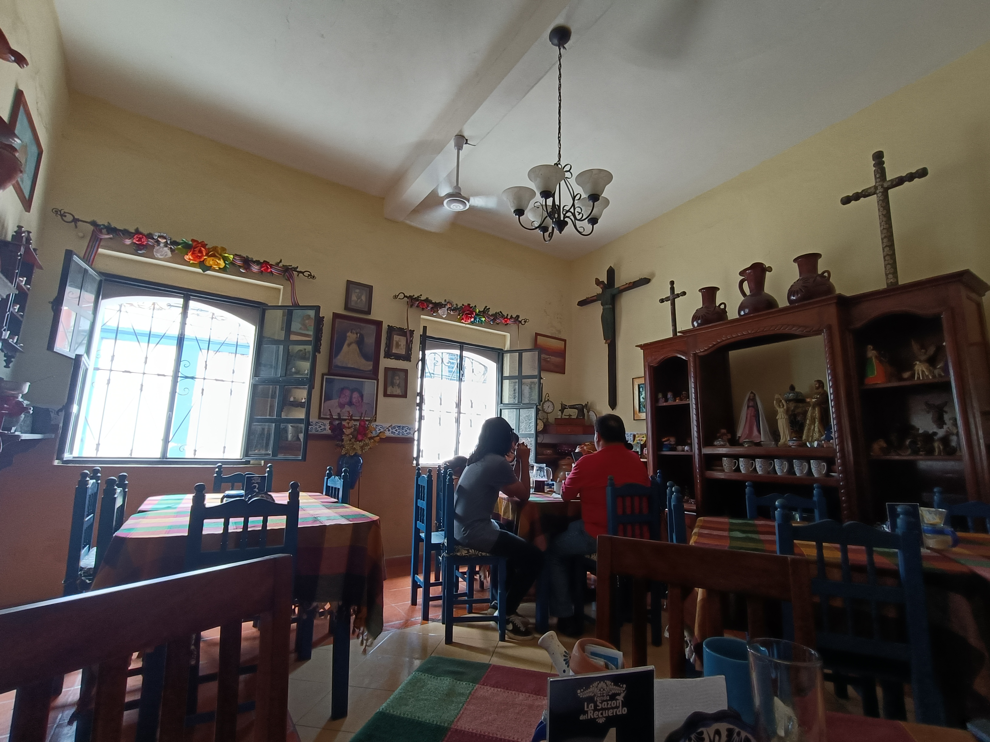 Fonda "La Sazón del Recuerdo." image 6