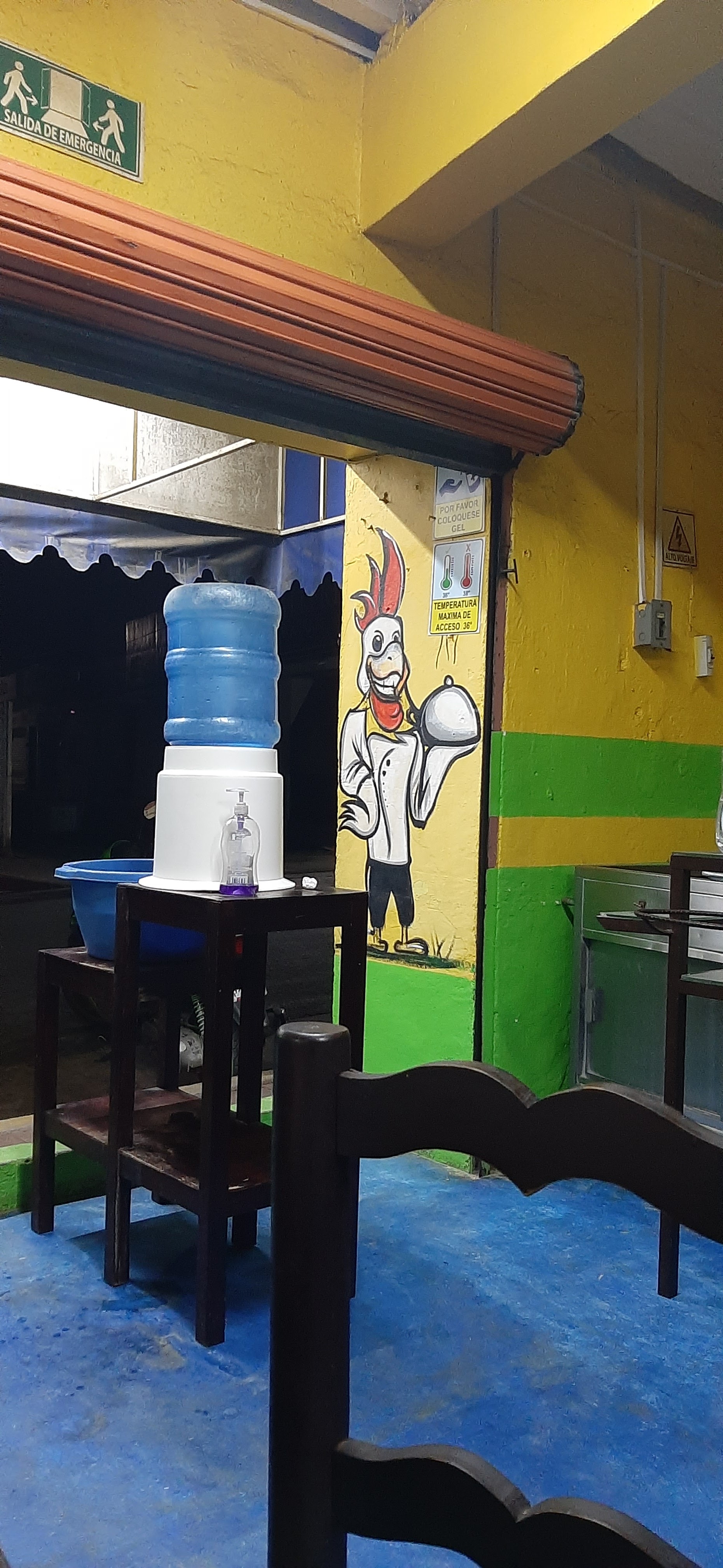 Taqueria El Gallito image 8