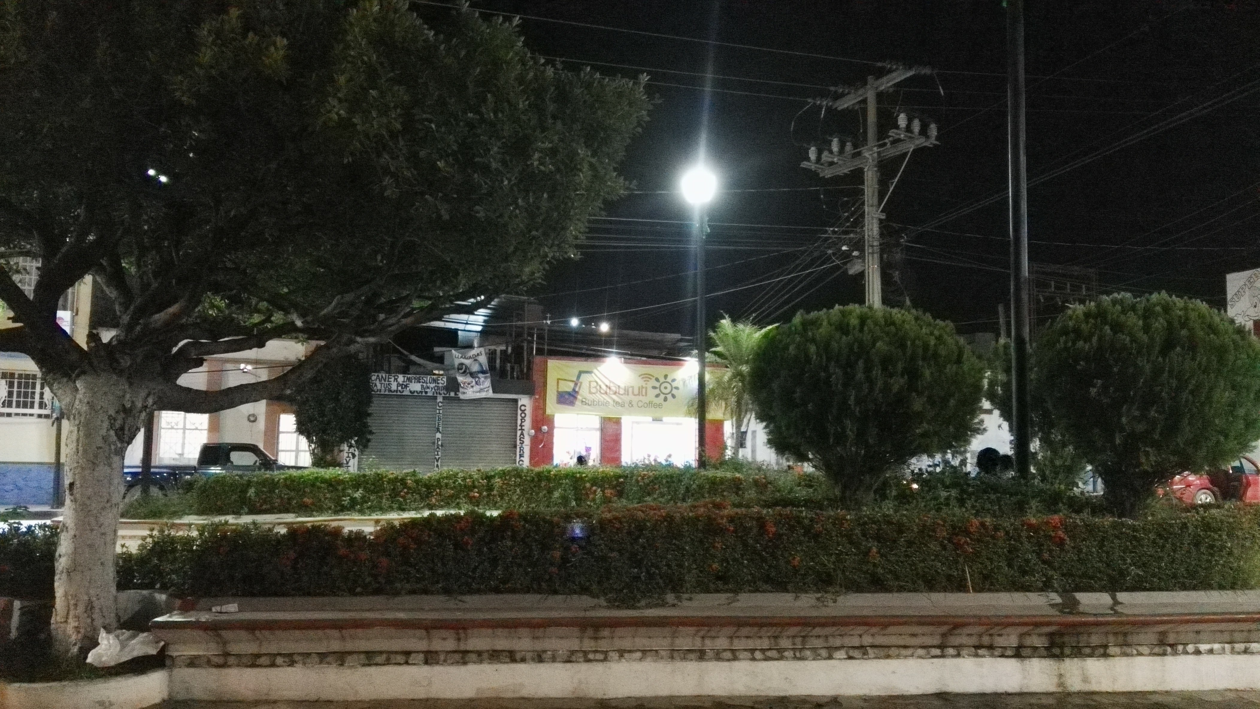 Super Pollos image 4