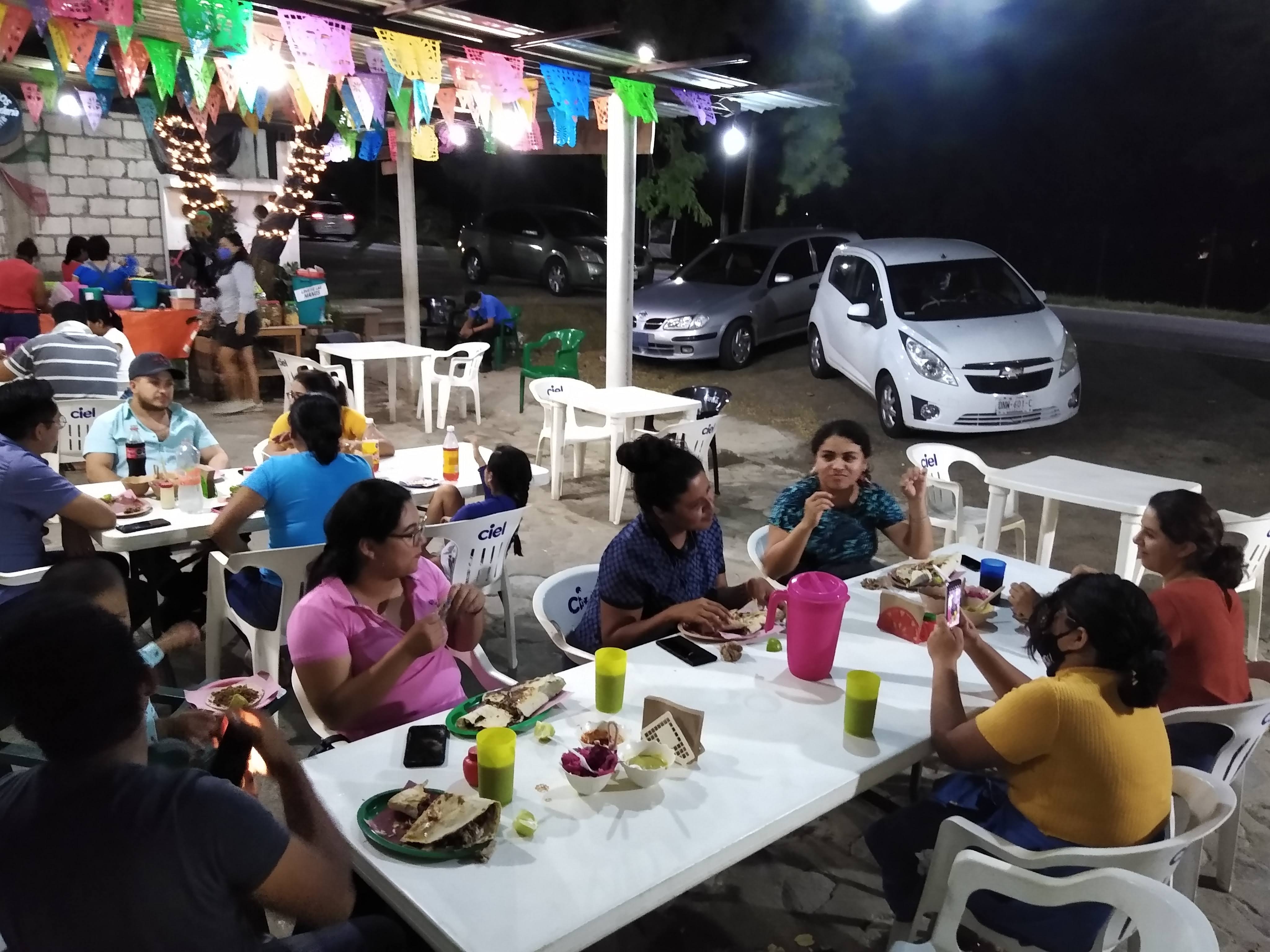 Cenaduria La Oaxaqueña. image 7