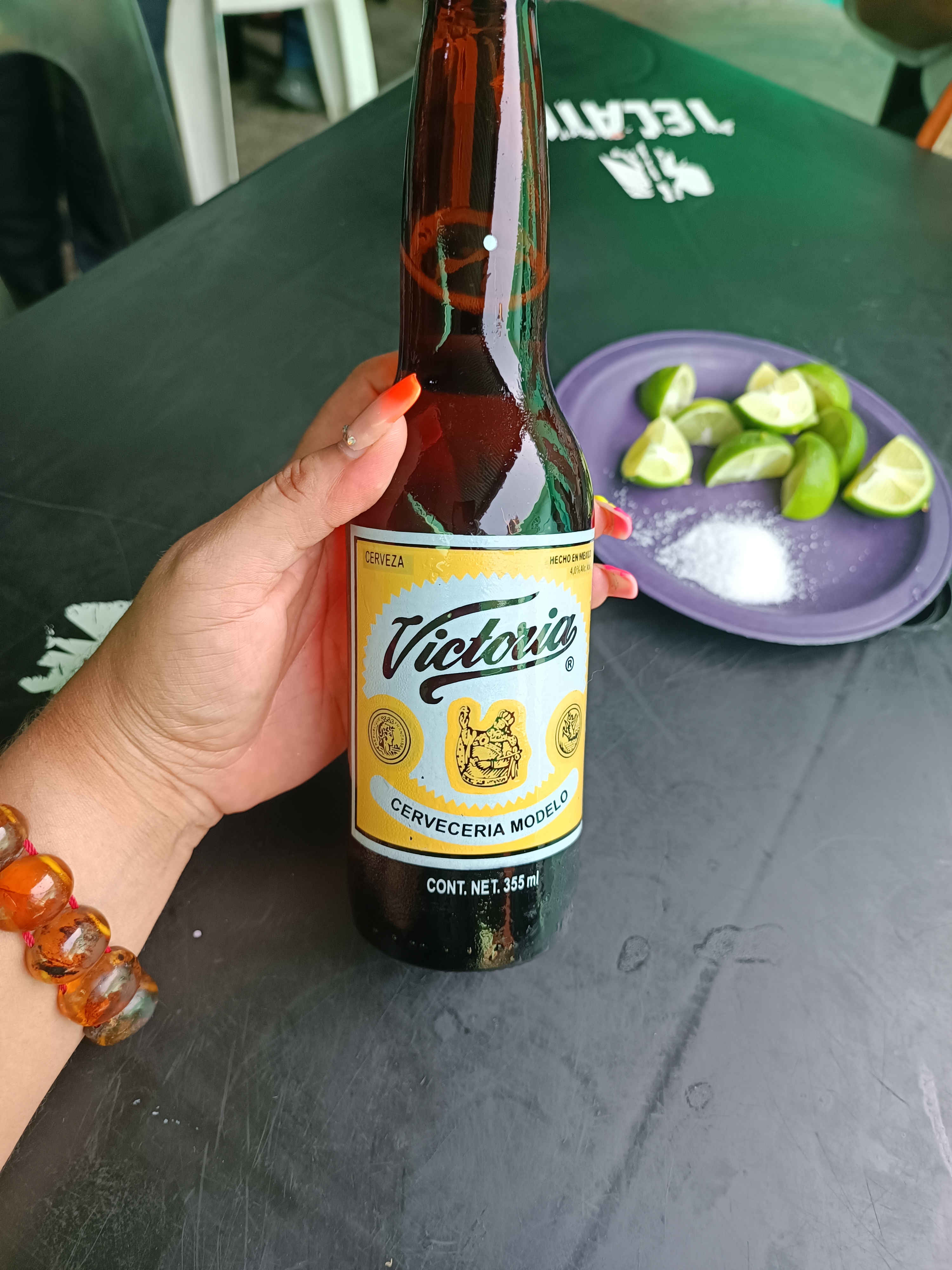 El Perro Negro Centro Botanero image 10