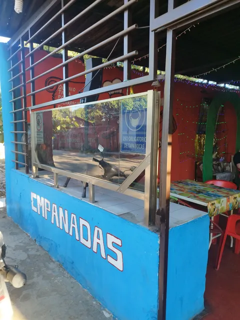 Empanadas Belen Av Capulín Hermanos Serdan image 2