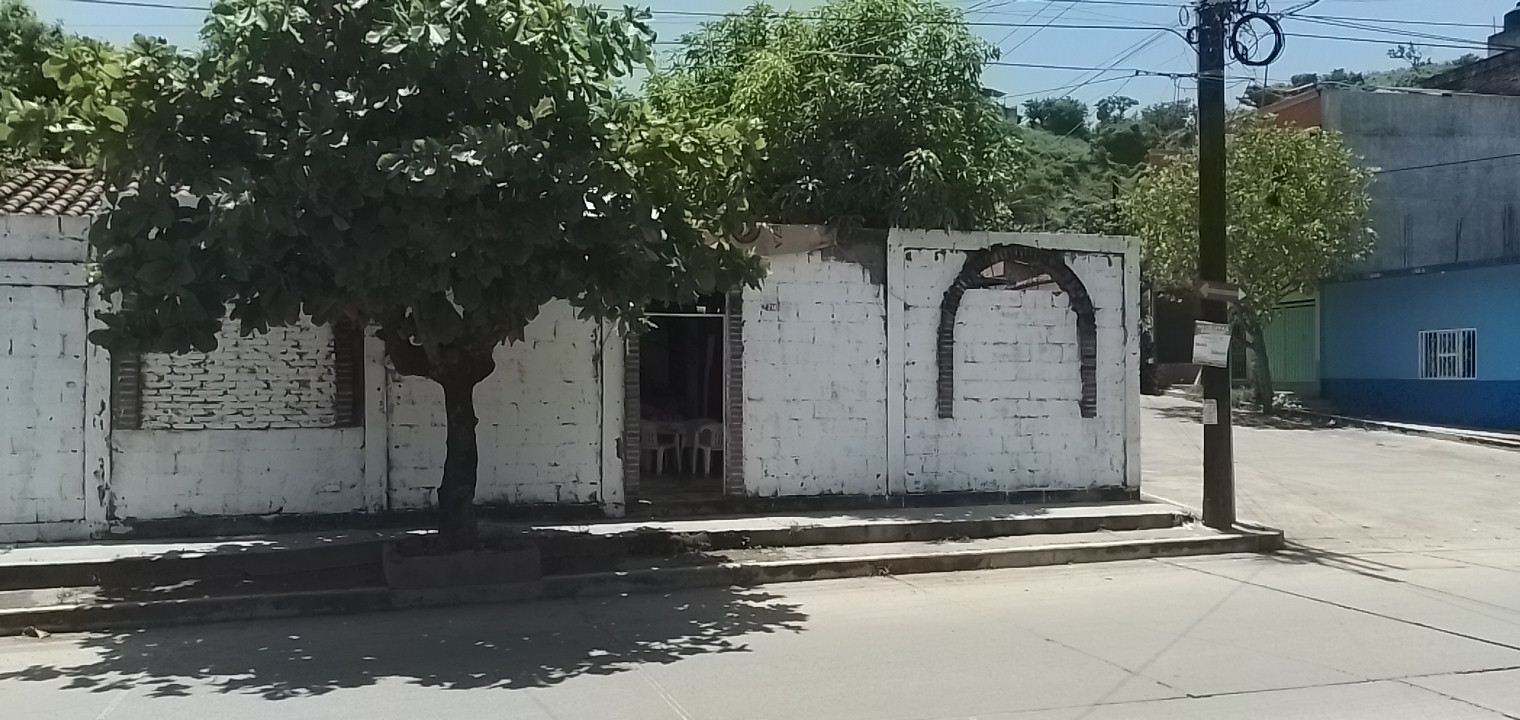 "LA ESQUINA " image 1