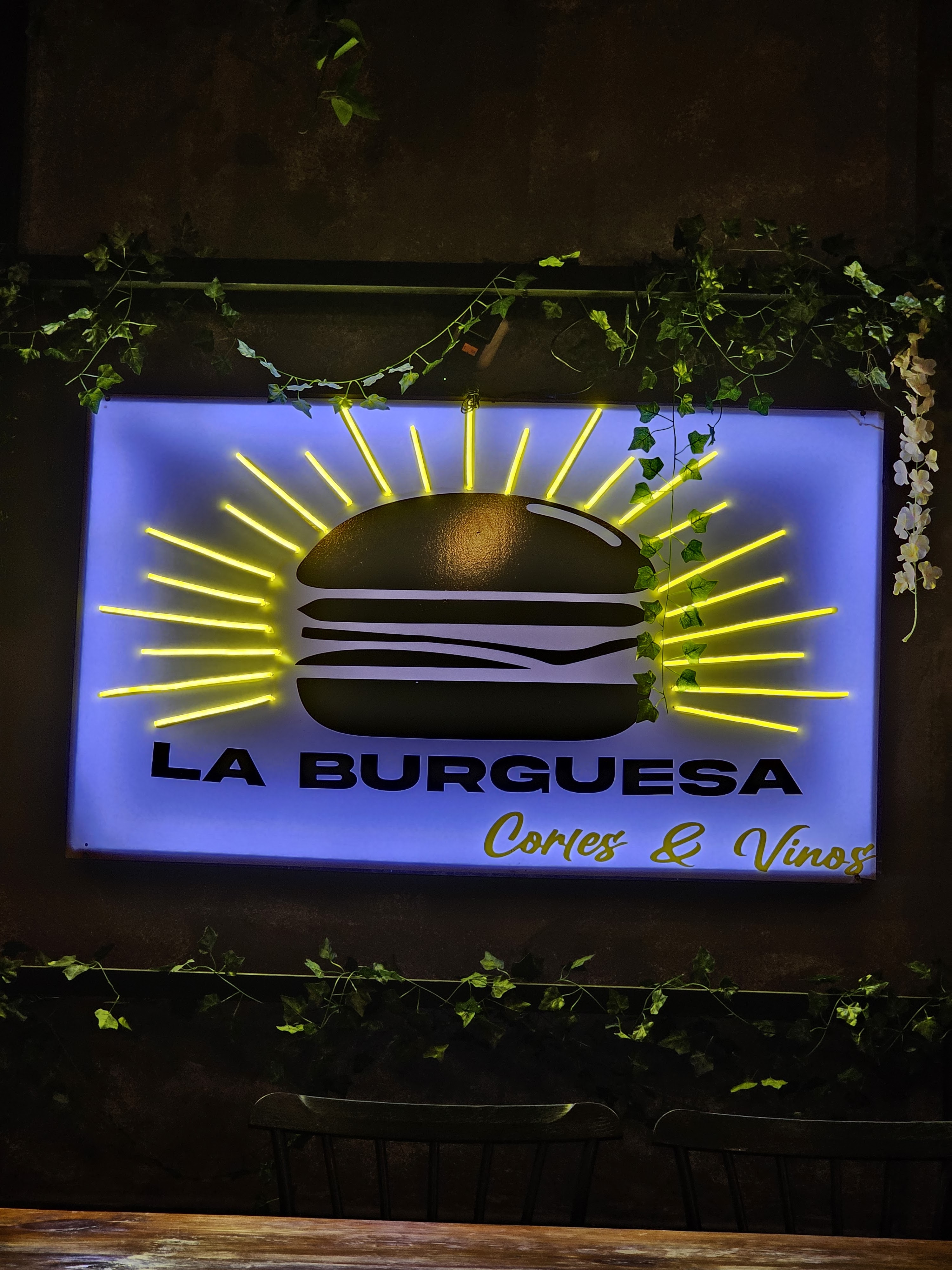 La Burguesa image 10