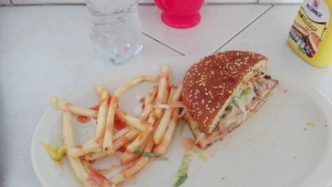 Hamburguesas Mágicas Sarita image 1
