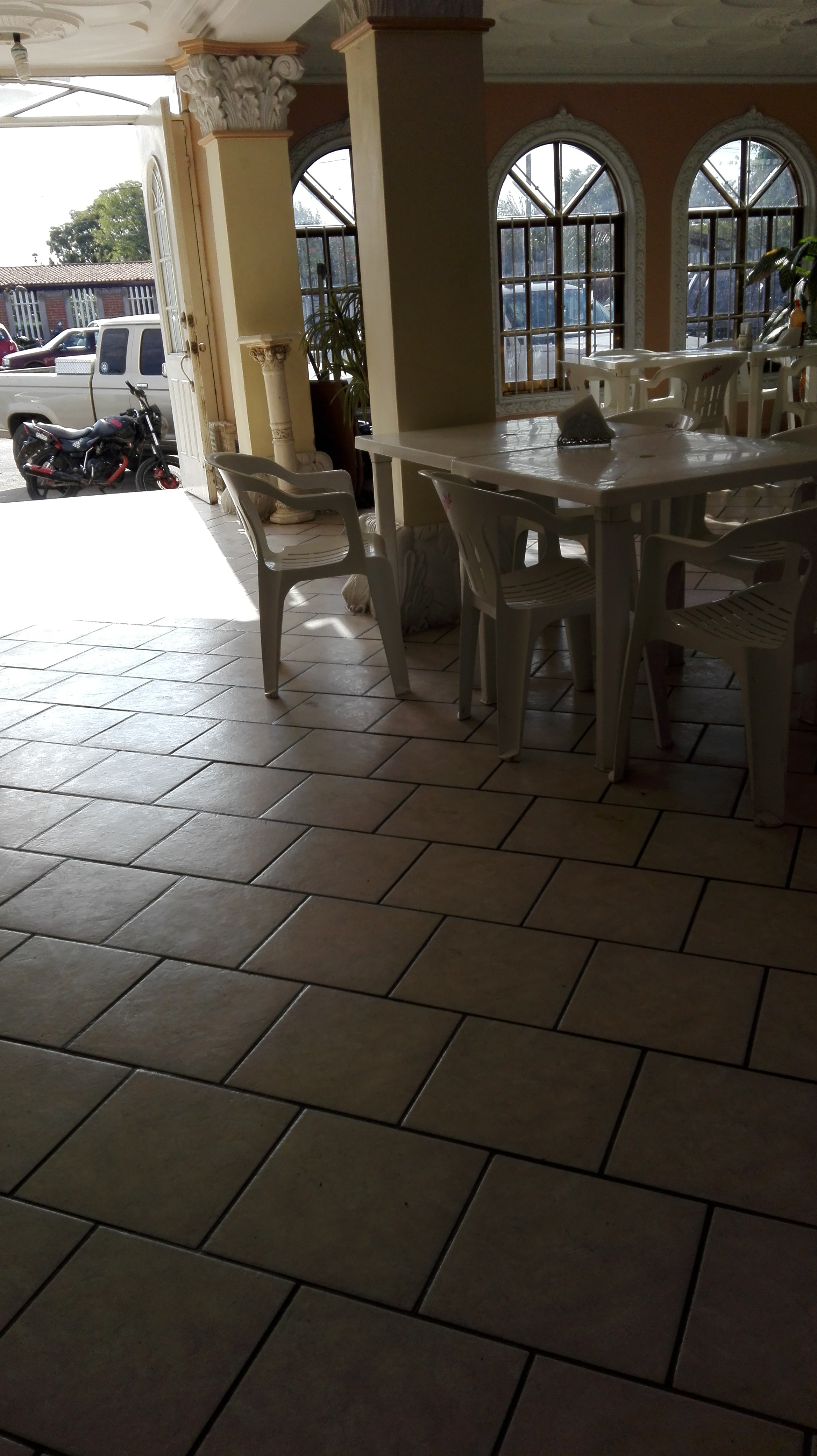 Hamburguesas Mágicas Sarita image 3