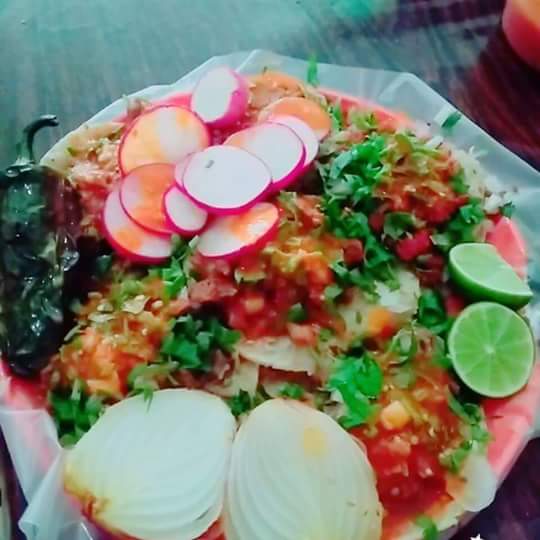 Taqueria Y loncheria ALVAREZ image 2