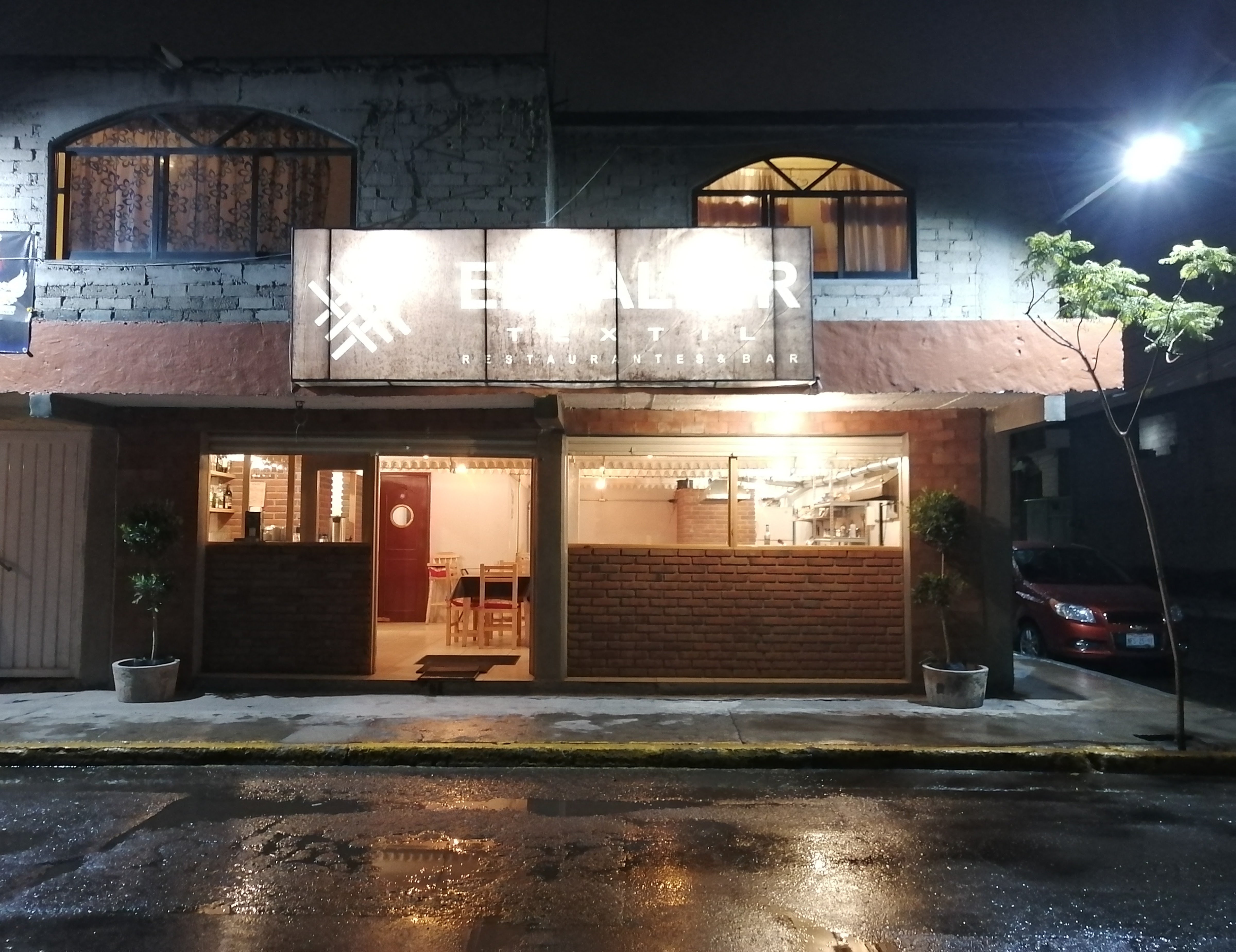 El taller textil restaurant & bar image 3