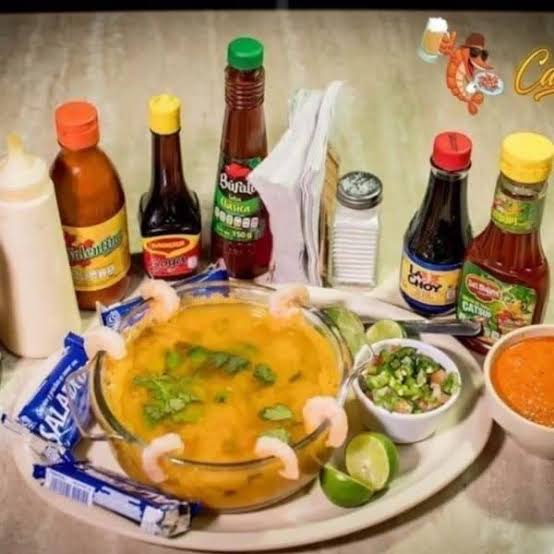 Pescaderia Caldo's Rola image 6