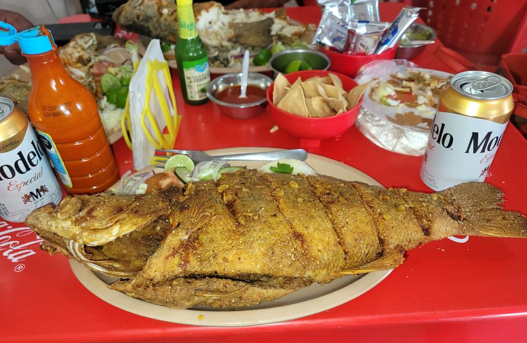 Pescaderia Mi Fish image 2