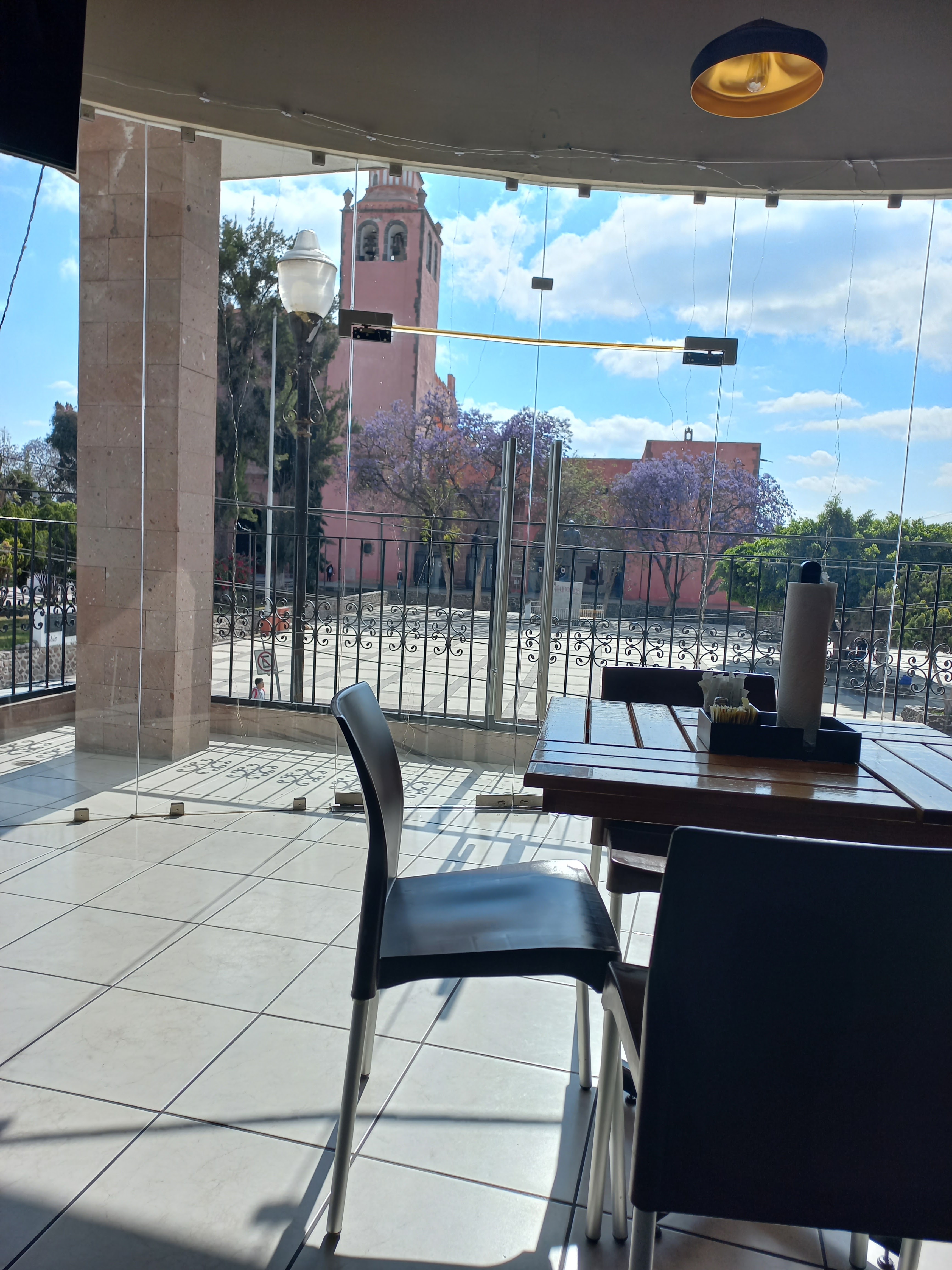 Bellis Food Station image 1