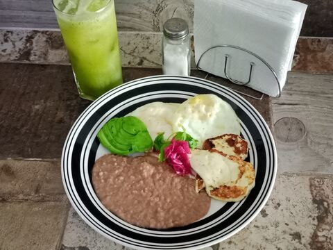 La tentación image 8