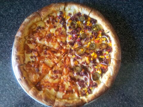 Xnax Pizza image 1