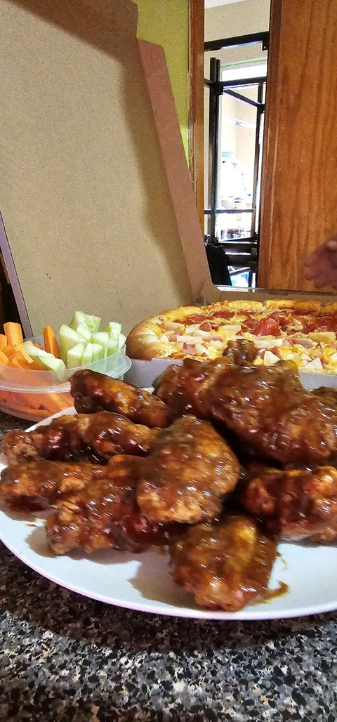 Xnax Pizza image 5