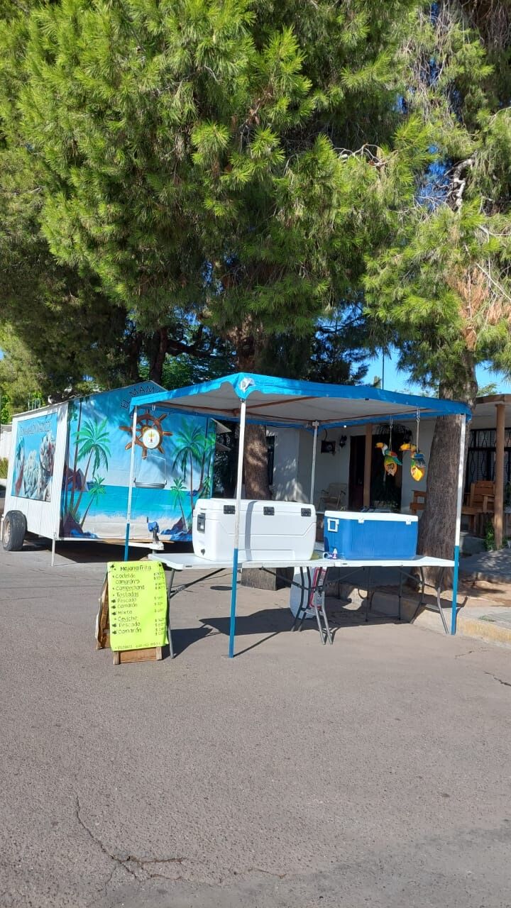 El Mamalon Mariscos image 4