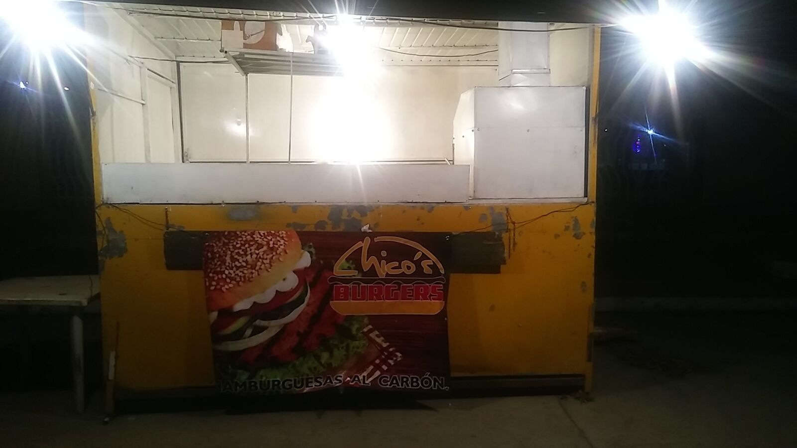 Chicos burger image 2