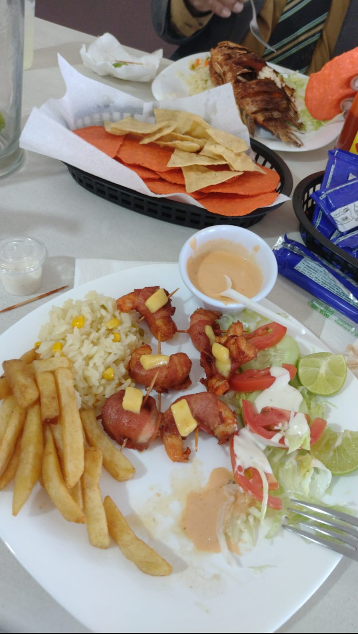 MARISCOS EL COSTEÑO image 4