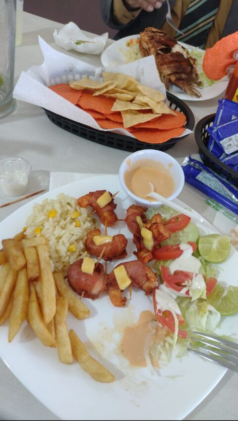 MARISCOS EL COSTEÑO image 4